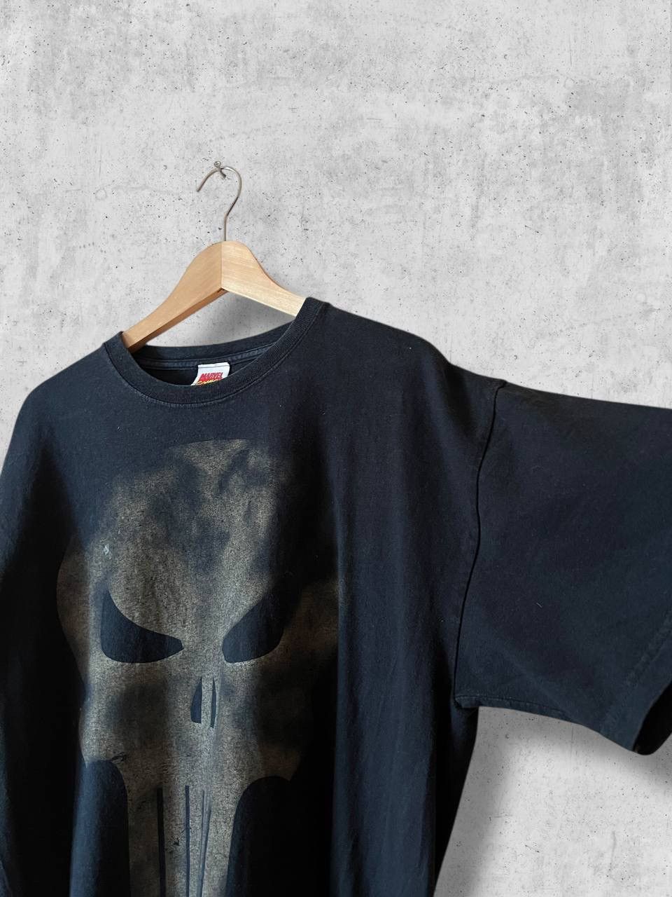Marvel Comics Marvel 2010 PUNISHER skull tee t shirt vintage heavy cotton Size US L / EU 52-54 / 3 - 2 Thumbnail