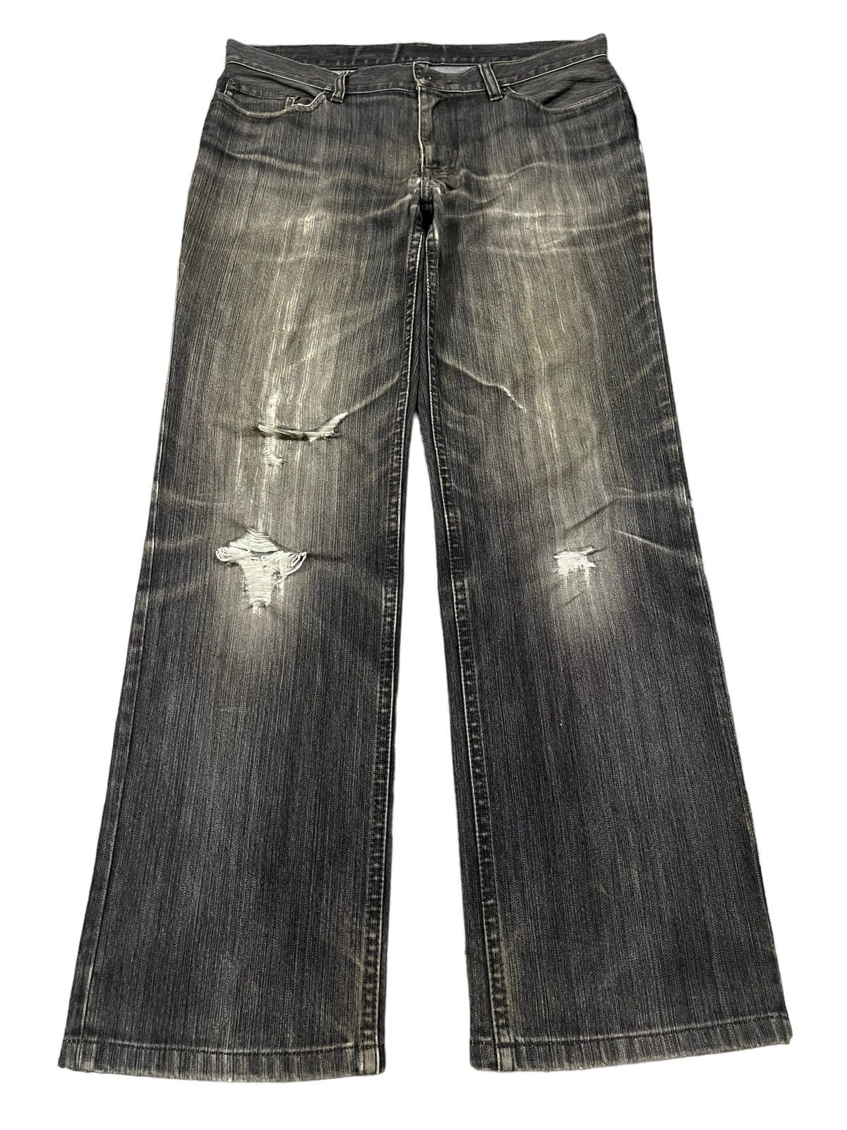 Vintage Japanese Brand Faded Wash Style Distressed Jeans