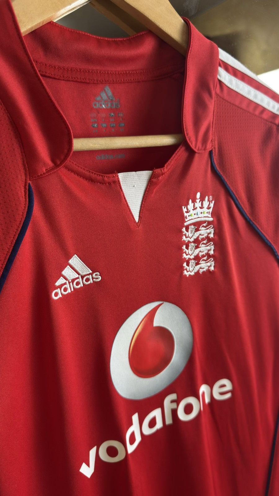 Adidas Adidas England Cricket V-Neck Vodafone Tech Jersey Size US L / EU 52-54 / 3 - 3 Thumbnail