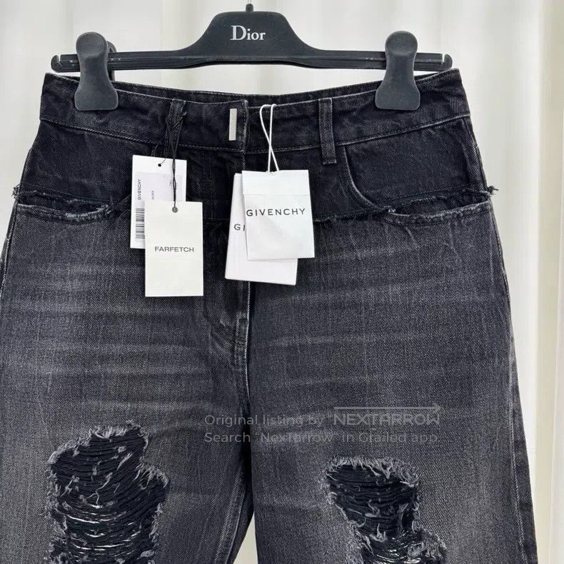 Givenchy Givenchy SizeS Washed jeans Size US 31 - 3 Thumbnail