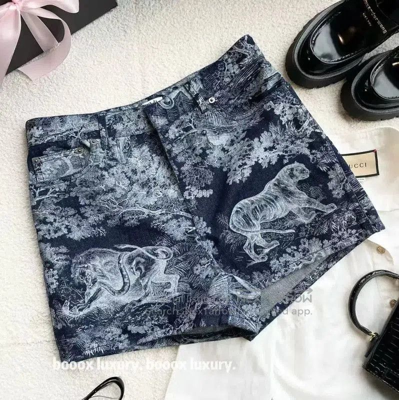 Dior Dior Multicolor Cotton Women's Shorts . Size 26" / US 2 / IT 38 - 4 Thumbnail
