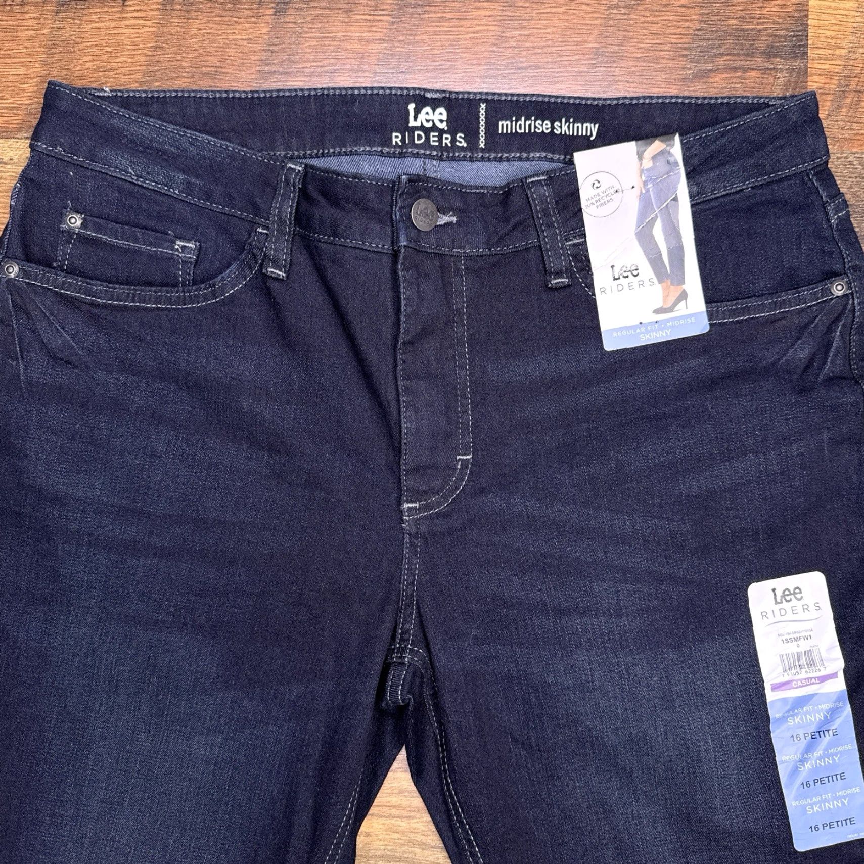Lee Lee Riders Jeans Womens 16 Petite Mid Rise Skinny Stretch Denim Blue 5-Pocket Logo Zip Inseam 24.5in Regular 33W Size 38" / US 16 / IT 52 - 2 Thumbnail