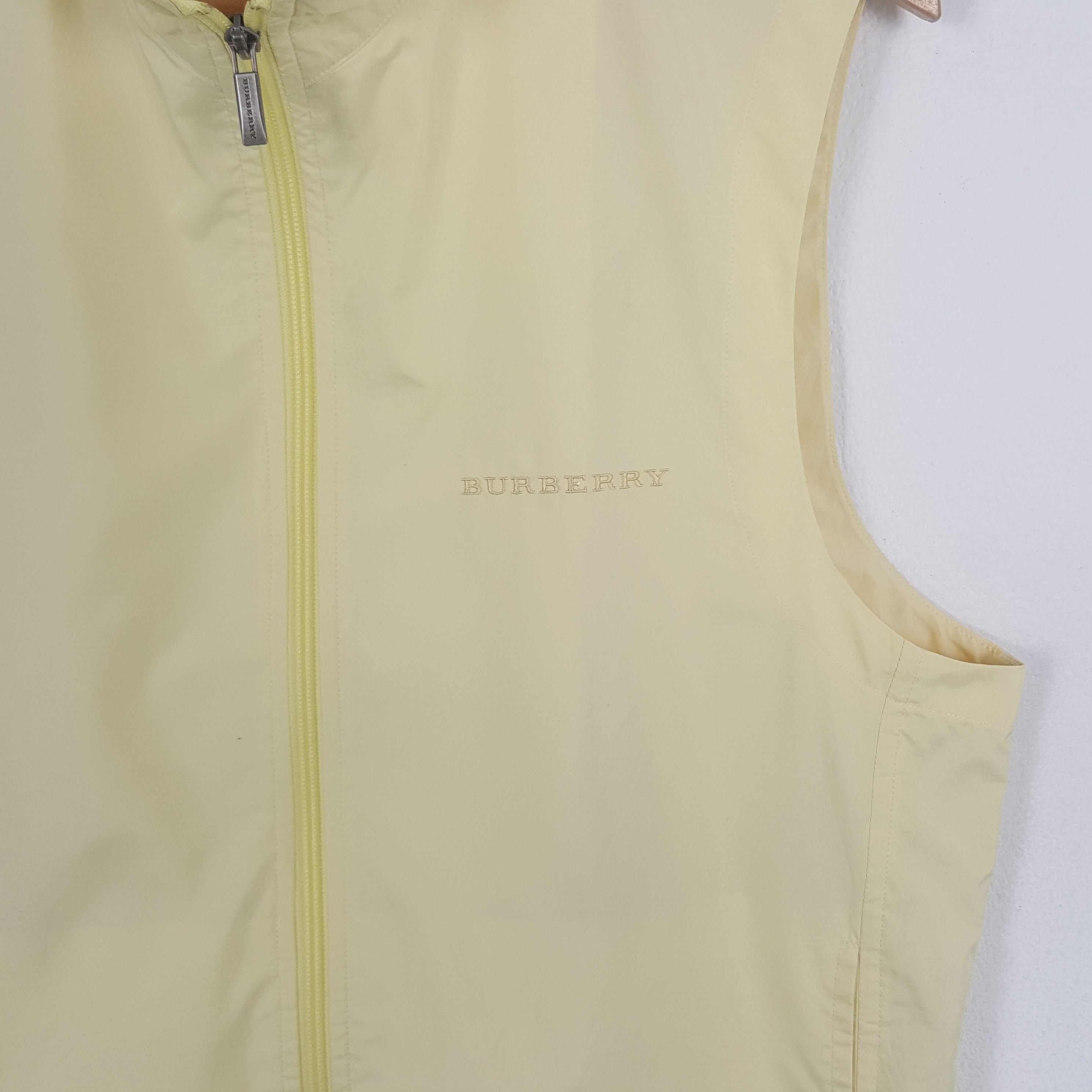 Burberry Vintage Burberry London Outdoor Style Vest C285N52 Size US M / EU 48-50 / 2 - 4 Thumbnail