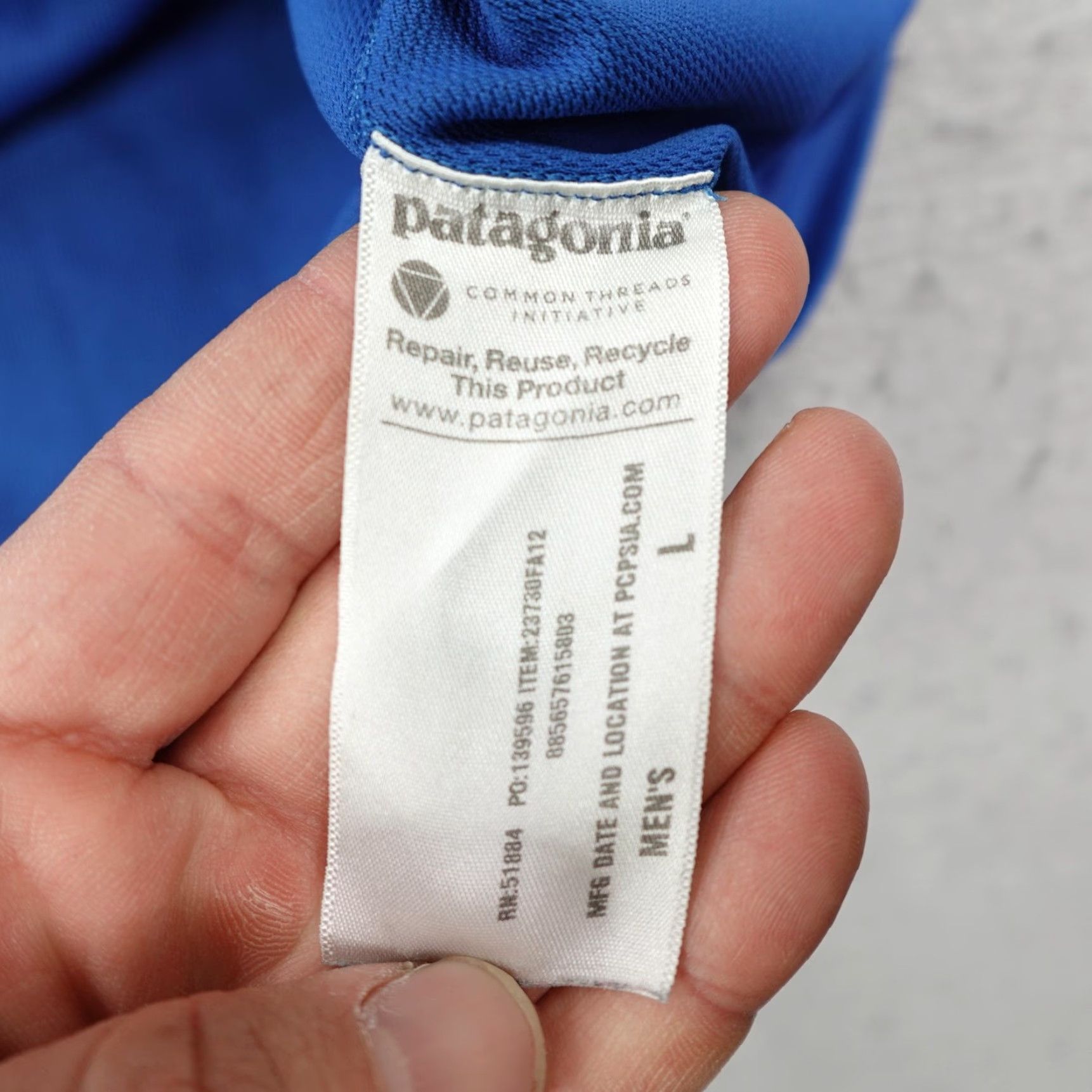 Patagonia Patagonia Shirt Mens Large Blue 1/4 Pullover Performance Lightweight Sweater Size US L / EU 52-54 / 3 - 7 Thumbnail