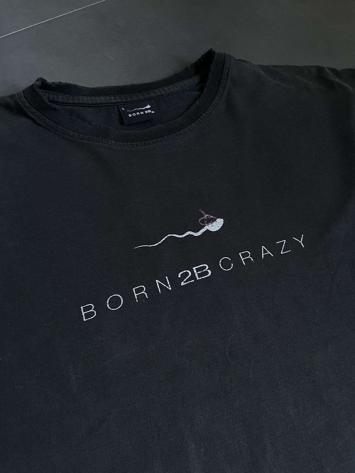 Other Vintage 90s Distressed Washed Tee Born 2b crazy Sperm cum Y2 Size US L / EU 52-54 / 3 - 6 Thumbnail