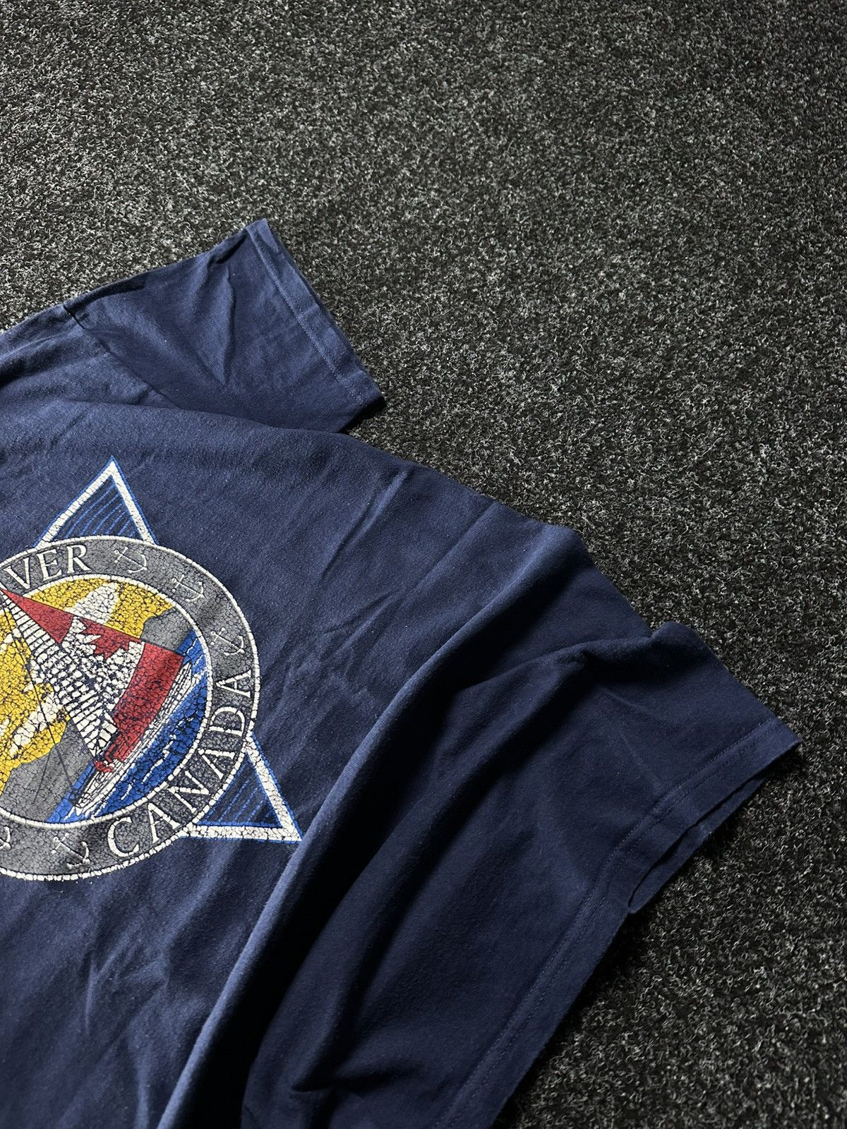 Vintage 🚨 VINTAGE VANCOUVER CANADA BIG LOGO T -shirt rare archive Size US M / EU 48-50 / 2 - 3 Thumbnail