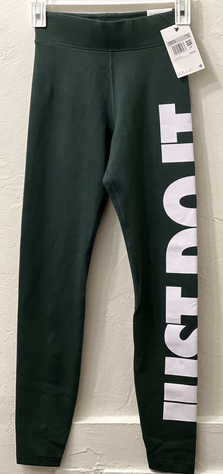 Nike NWT Nike Sportswear Essential High-Waisted Green Leggings. Size 24" / US 00 / IT 34 - 1 Thumbnail