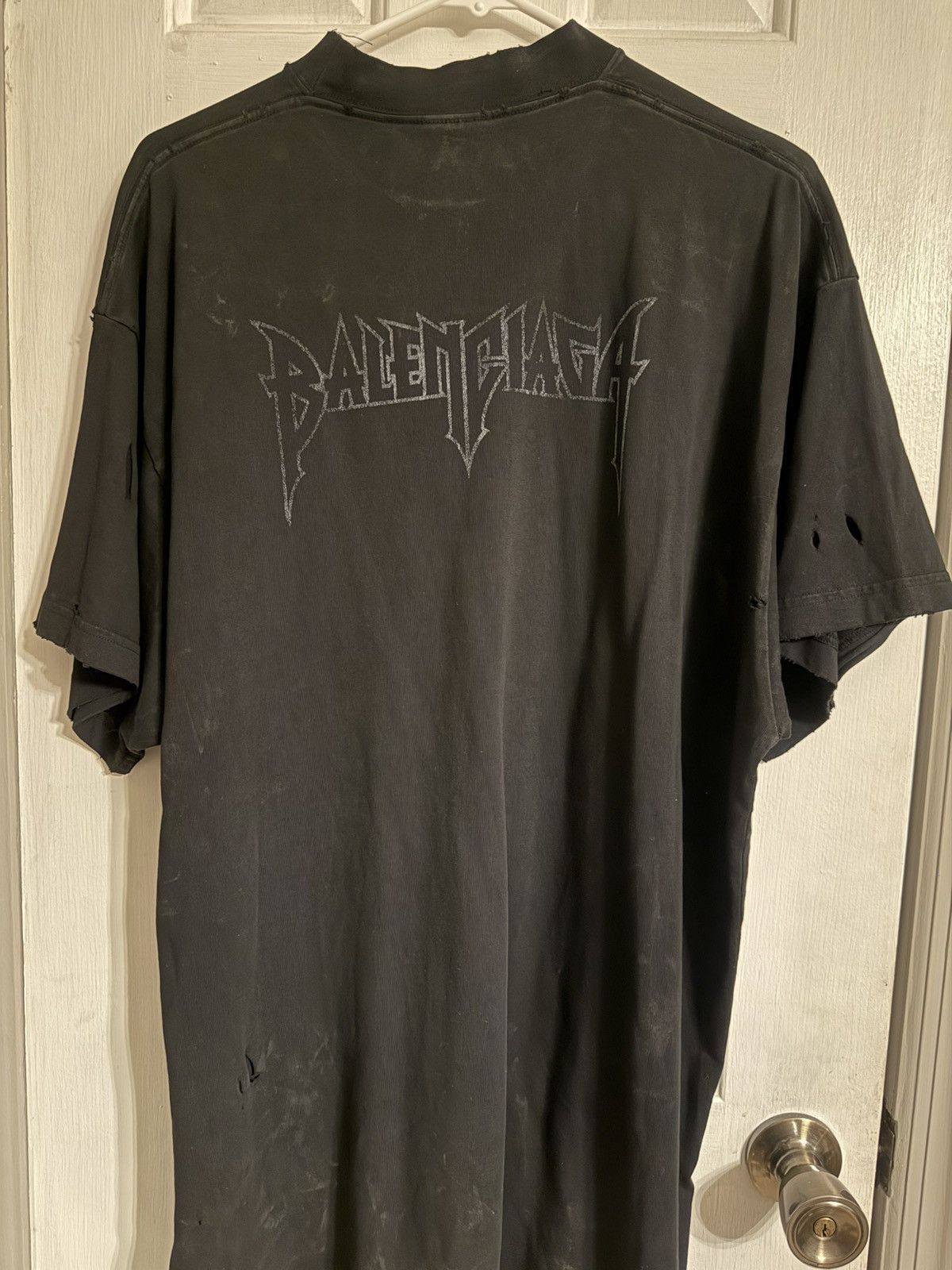 Balenciaga Balenciaga paris moon tshirt Size US S / EU 44-46 / 1 - 2 Thumbnail