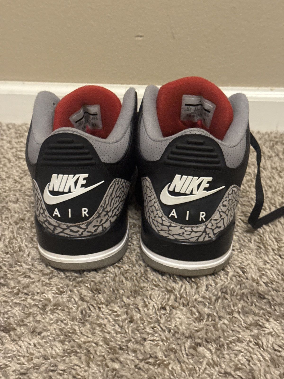 Jordan Brand Jordan Retro 3 Black Cement Size 10.5 Size US 10.5 / EU 43-44 - 6 Thumbnail