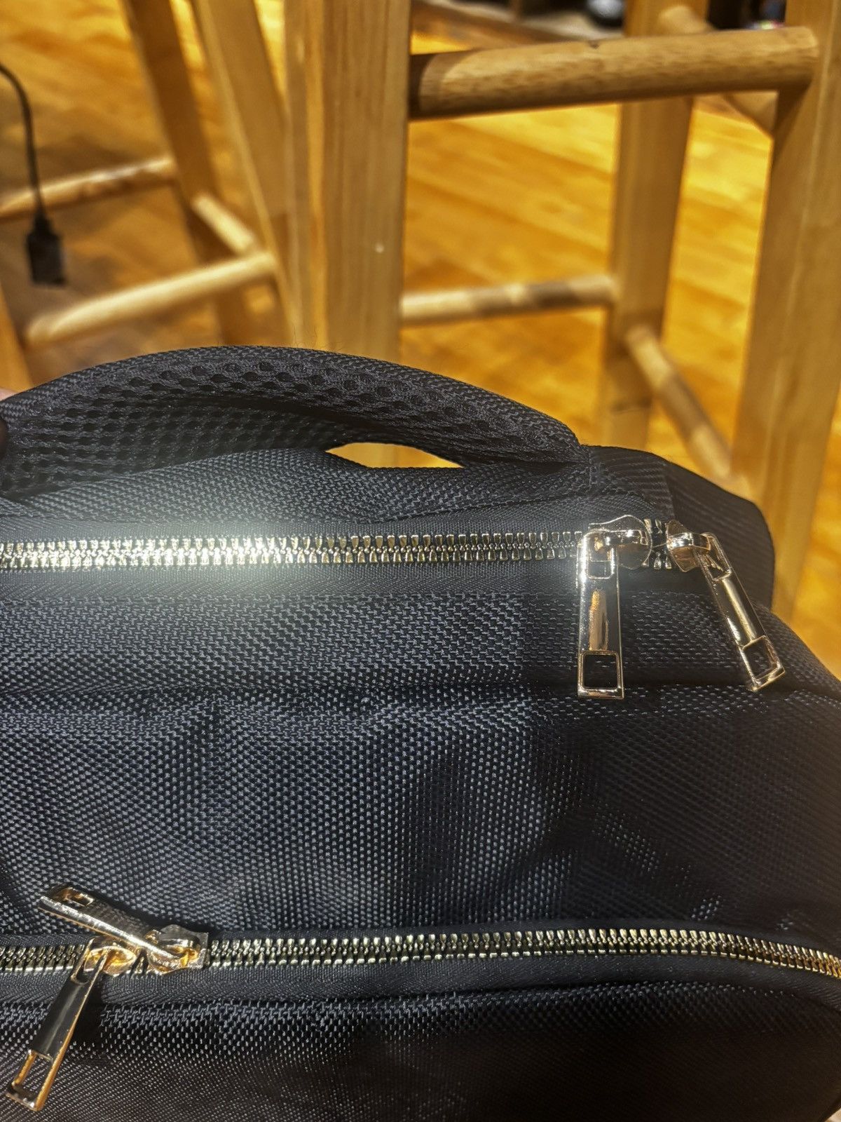 Other Black & gold backpack Size ONE SIZE - 8 Thumbnail