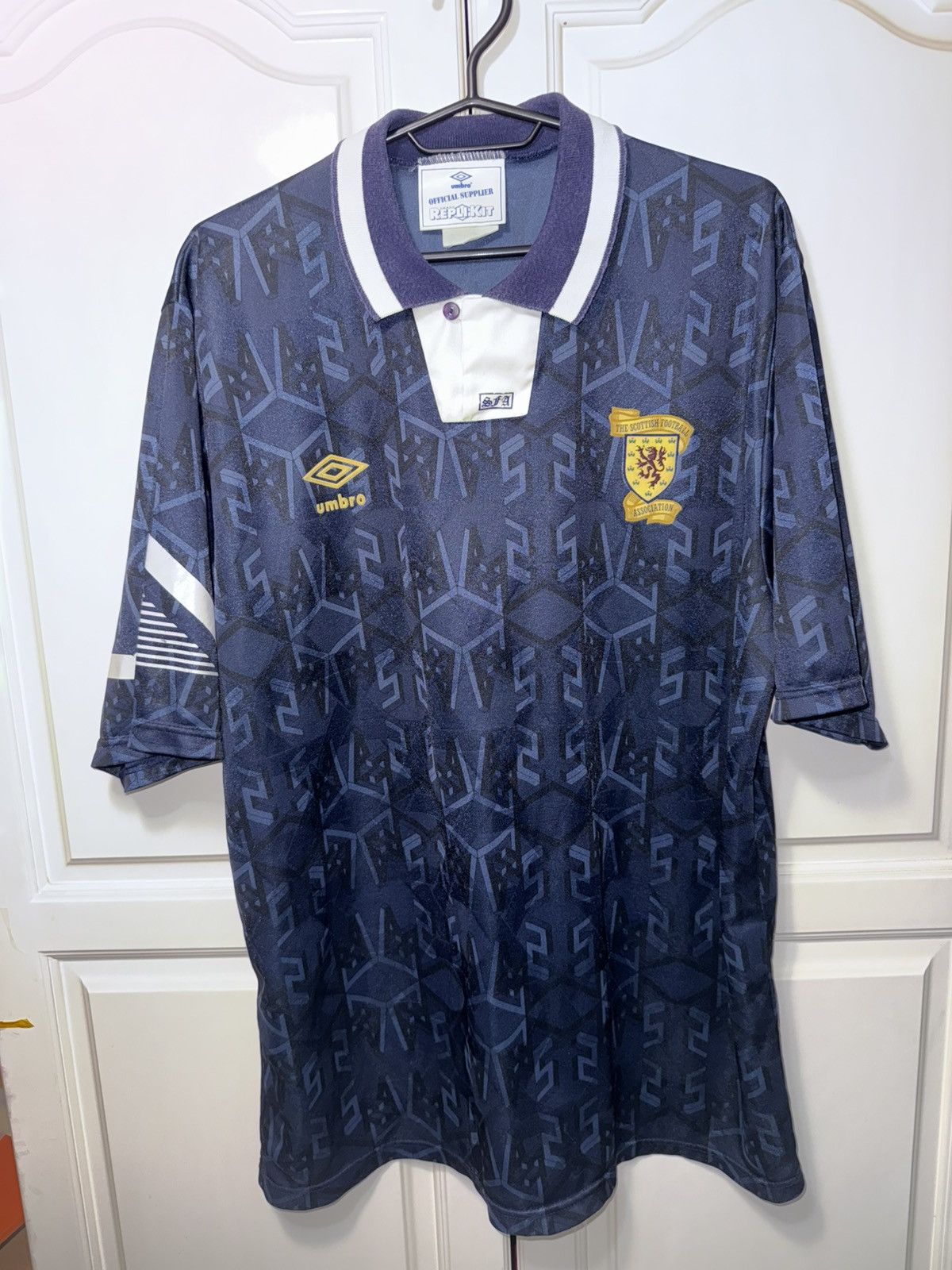Umbro Scotland 1991-1994 Home Kit Authentic XL Size US XL / EU 56 / 4 - 2 Thumbnail