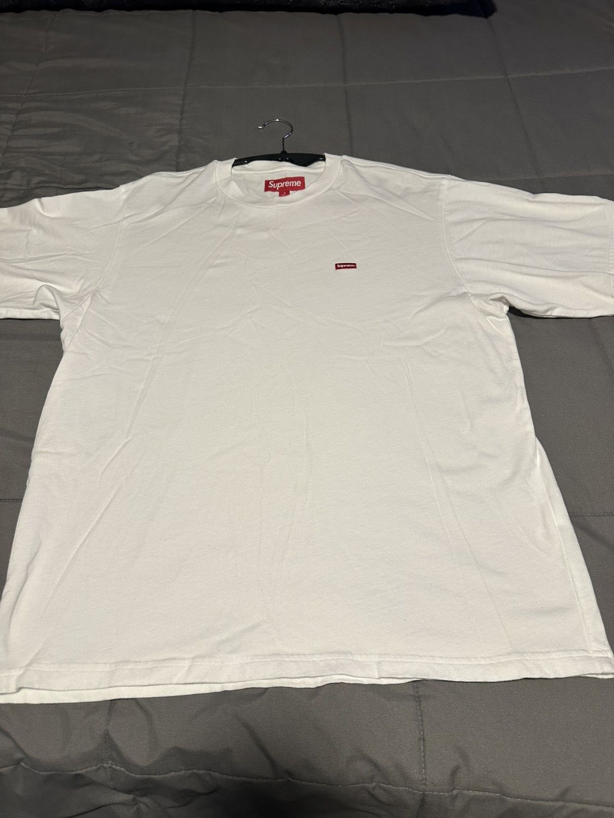 Supreme Supreme Small Box Logo Size US S / EU 44-46 / 1 - 3 Thumbnail