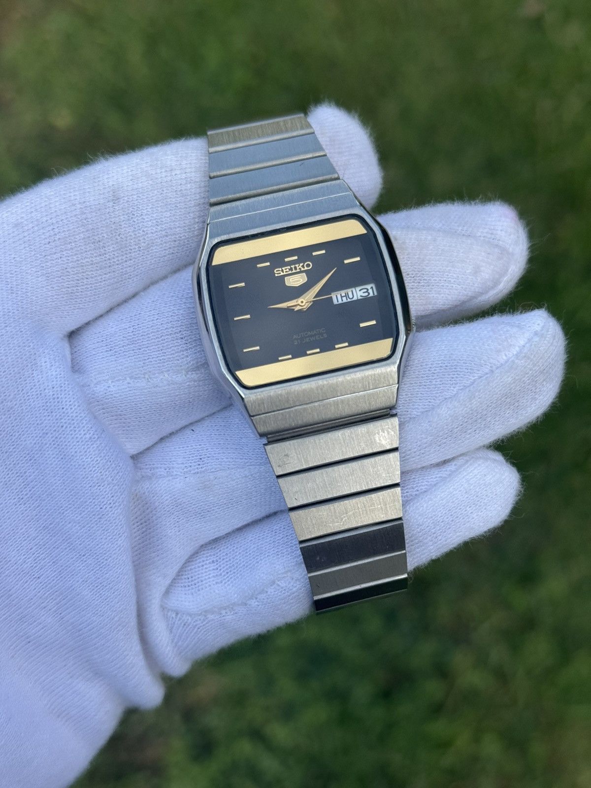 Seiko Vintage Seiko 5 Automatic Watch: black Dial, Retro TV Case Size 36 - 3 Thumbnail