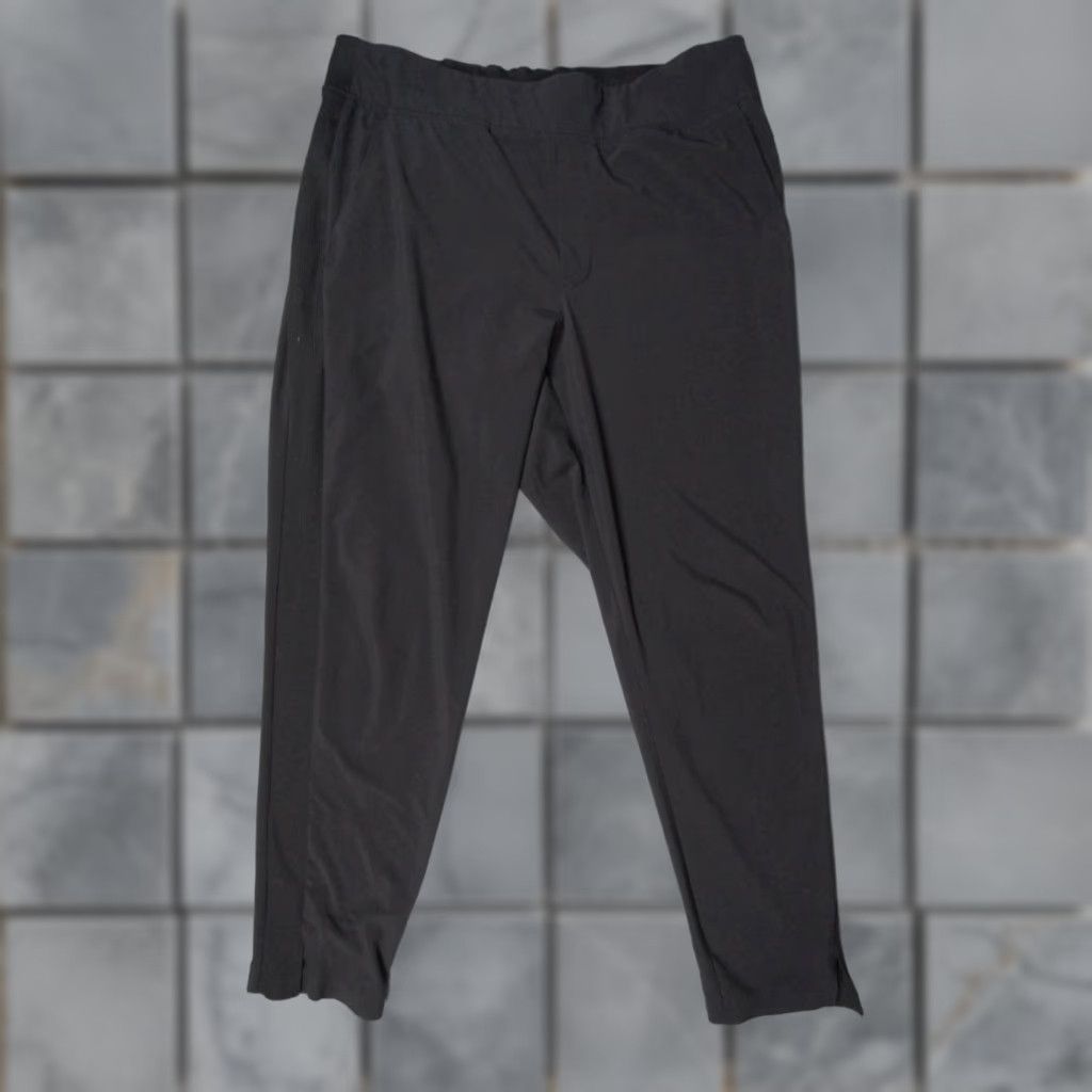 Athleta Athleta Pants Women 8 Black Brooklyn Ankle Stretch Comfort Lightweight Casual Size 30" / US 8 / IT 44 - 1 Thumbnail