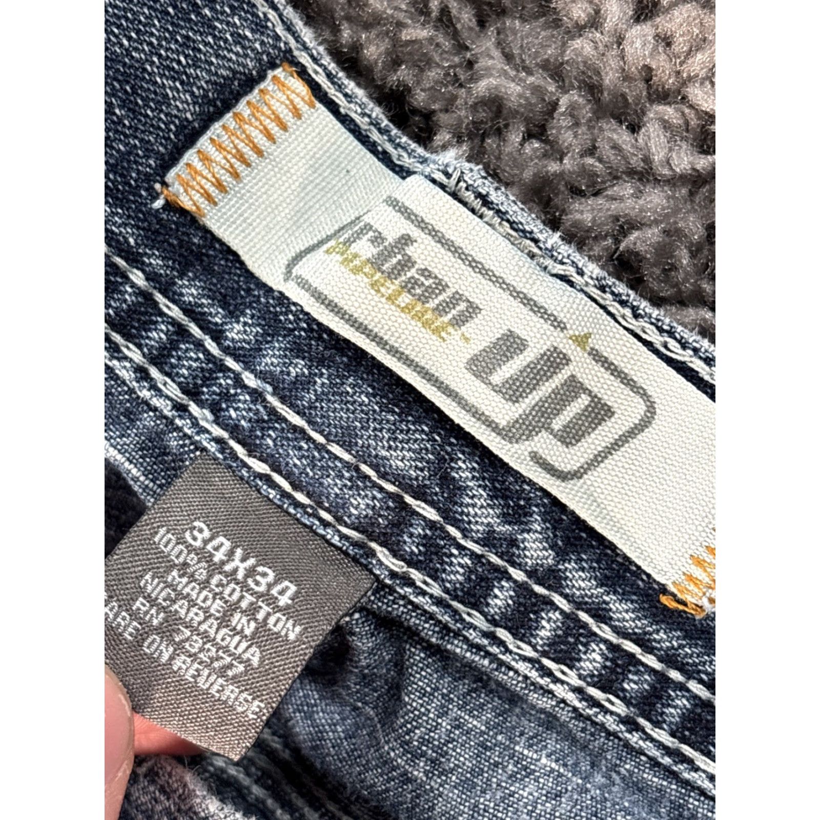 Vintage Urban Pipeline Jeans Men Relaxed Baggy 34x34 Denim Blue Bootcut Regular Inseam 34 Rugged Carpenter Cotton Denim Pants Size US 34 / EU 50 - 5 Thumbnail