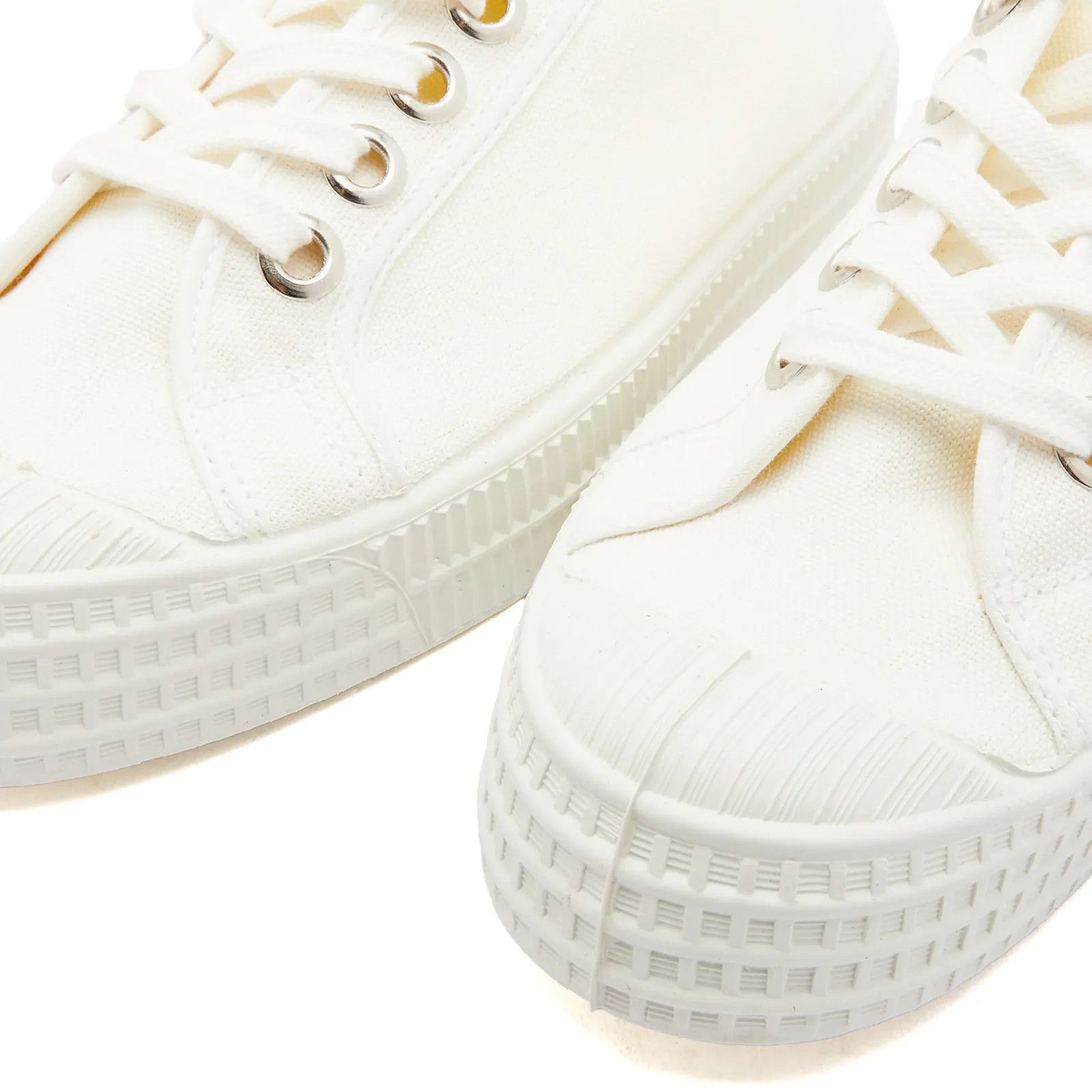 Novesta Novesta Star Master White US 9 EU 42 Size US 9 / EU 42 - 3 Thumbnail