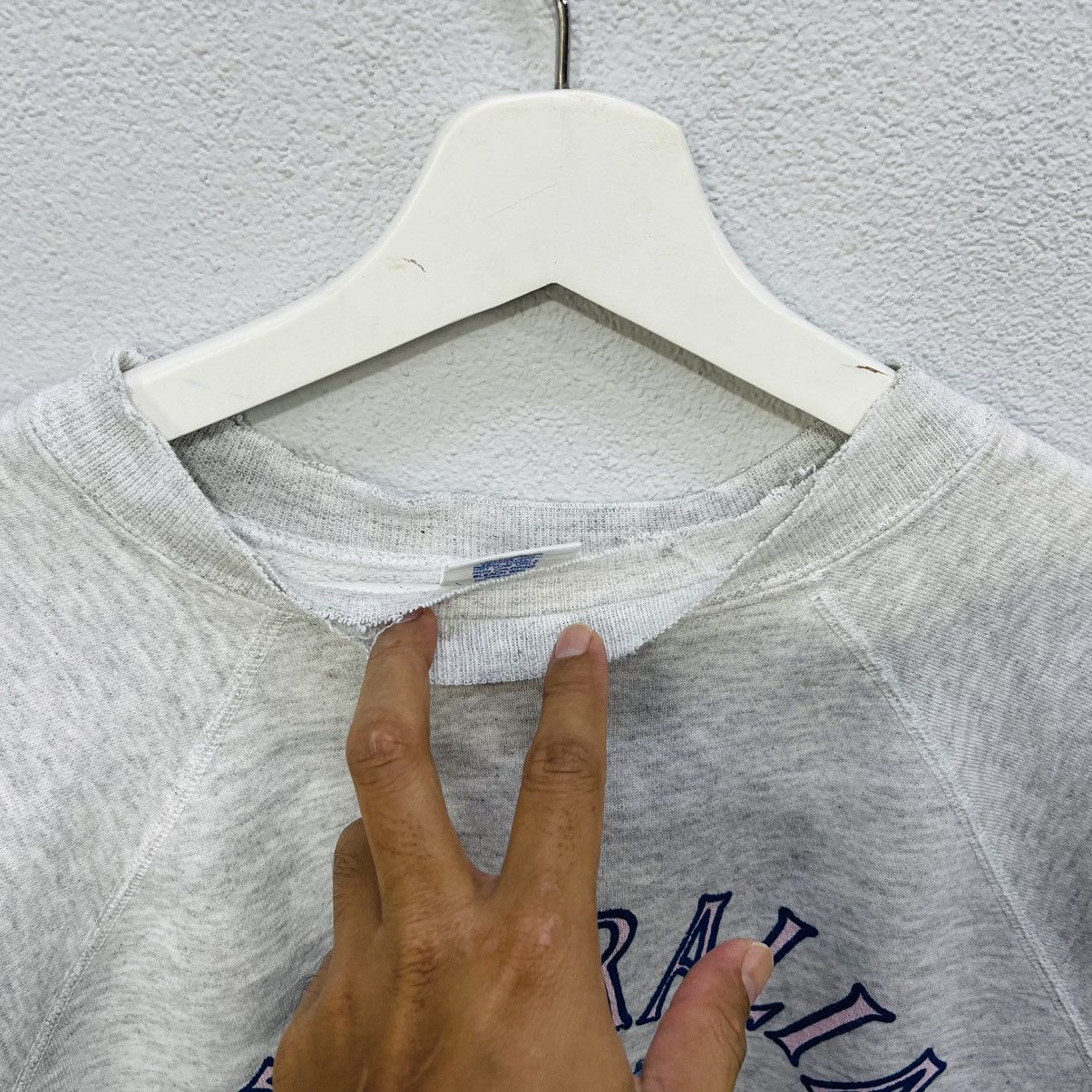 Vintage Vintage 80s australia university distress sweatshirt Size US M / EU 48-50 / 2 - 8 Thumbnail