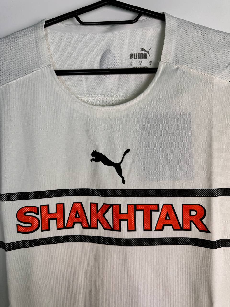 Puma SHAKHTAR PUMA 2021/2022 FOOTBALL THIRD JERSEY Size US S / EU 44-46 / 1 - 2 Thumbnail