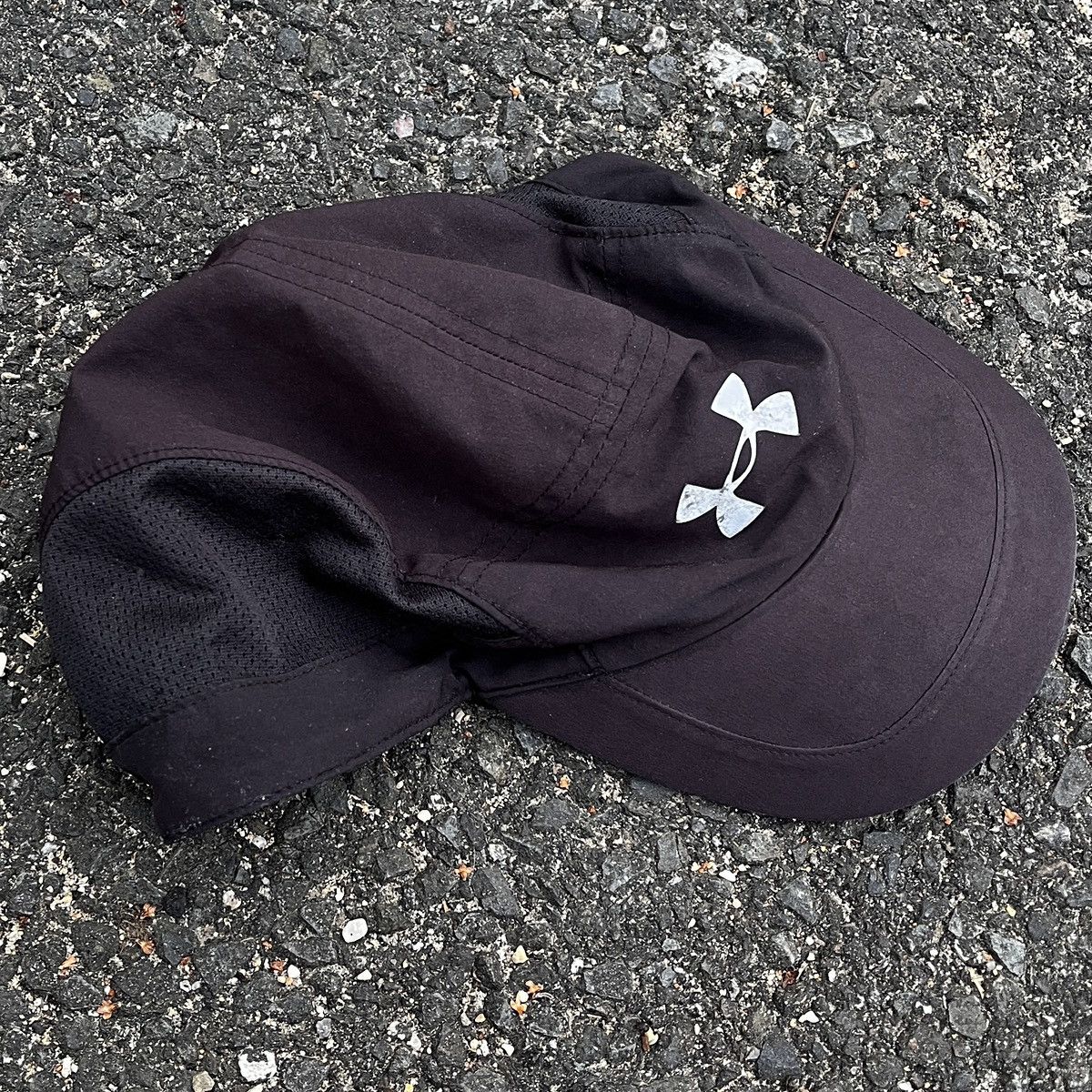 Other Vintage Under Armour Faded Black Hat Size ONE SIZE - 4 Thumbnail