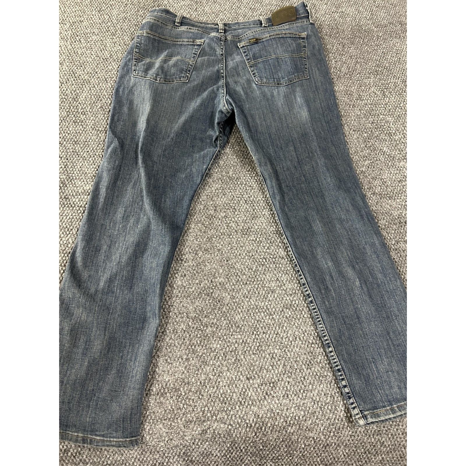 Lee Lee Jeans Mens 36x30 Blue Classic Fit Straight Leg Denim Stretch Jeans Mens 36 Inseam 30 Waist 36 Medium Blue Lee Brand Size US 36 / EU 52 - 7 Thumbnail