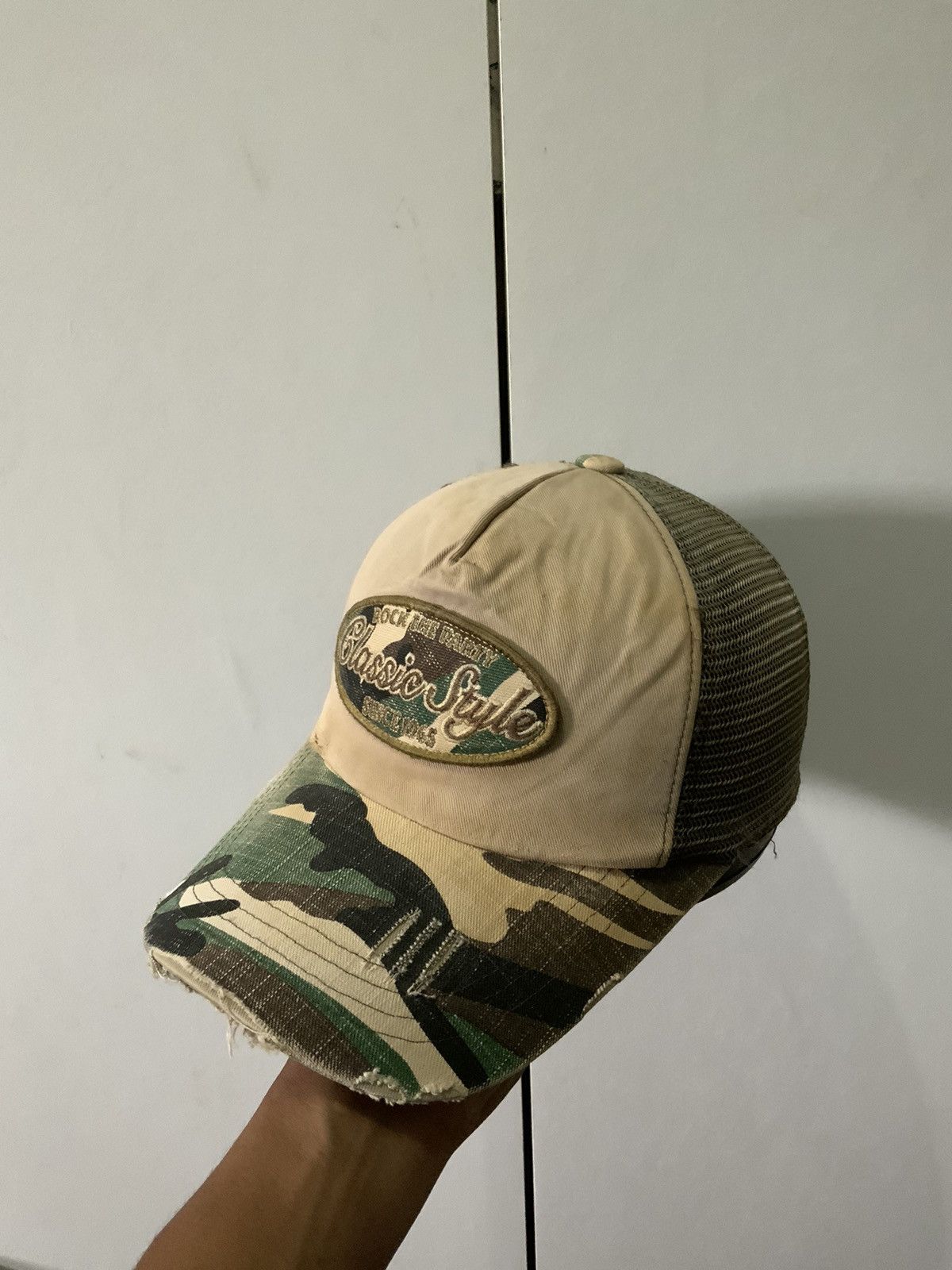 Japanese Brand Rock the Party Camoflauge Distressed Woodland Trucker Hat Size ONE SIZE - 2 Thumbnail