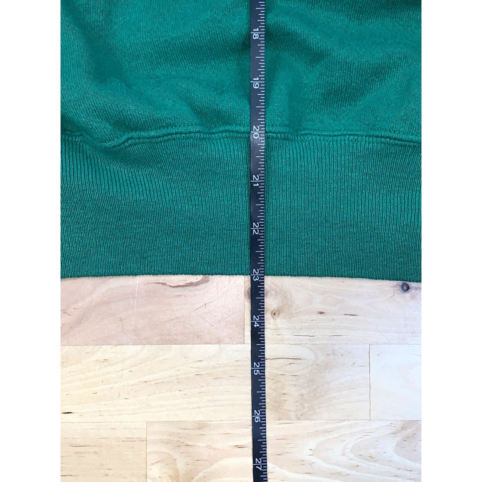 Vintage VINTAGE Ultra Sweats 80s Christmas Sweatshirt Green L It's A Wrap USA #4928 Size US L / EU 52-54 / 3 - 5 Thumbnail