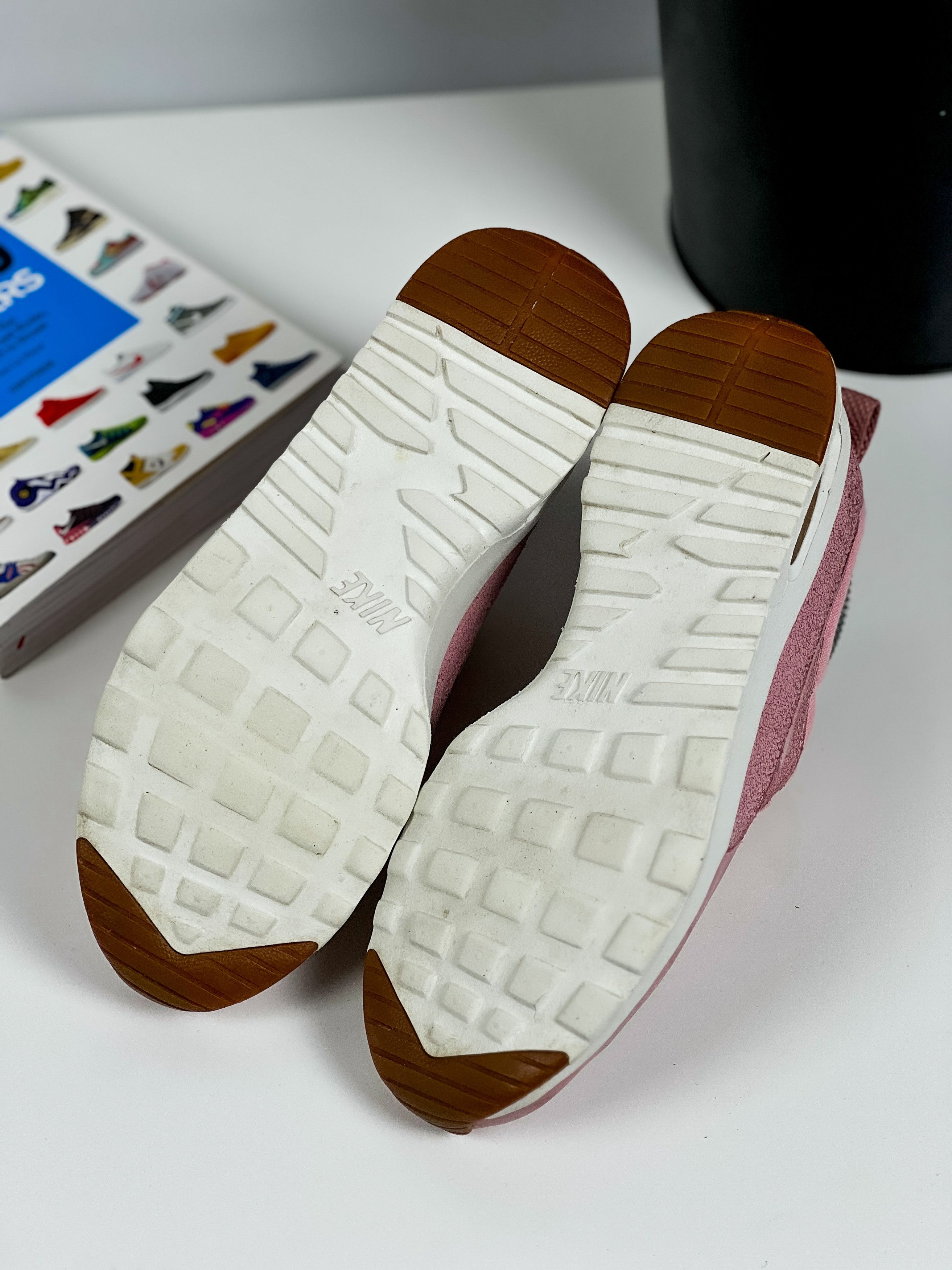 Nike Nike WMNS Air Max Thea Premium `616723-603` Size US 8.5 / IT 38.5 - 6 Thumbnail