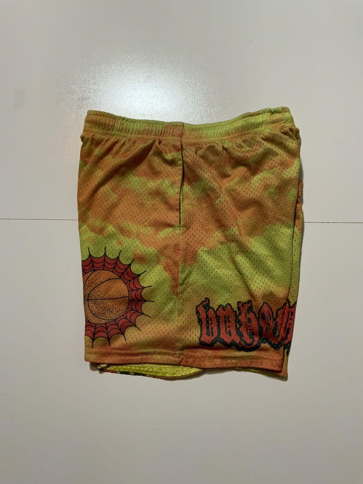 Market $129 Chinatown Market Unholy Jumper Flames 6.5 Inseam Shorts Size US 32 / EU 48 - 5 Thumbnail