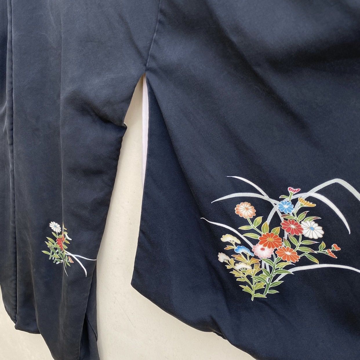 Vintage Japanese Traditional Kimono Floral Abstract