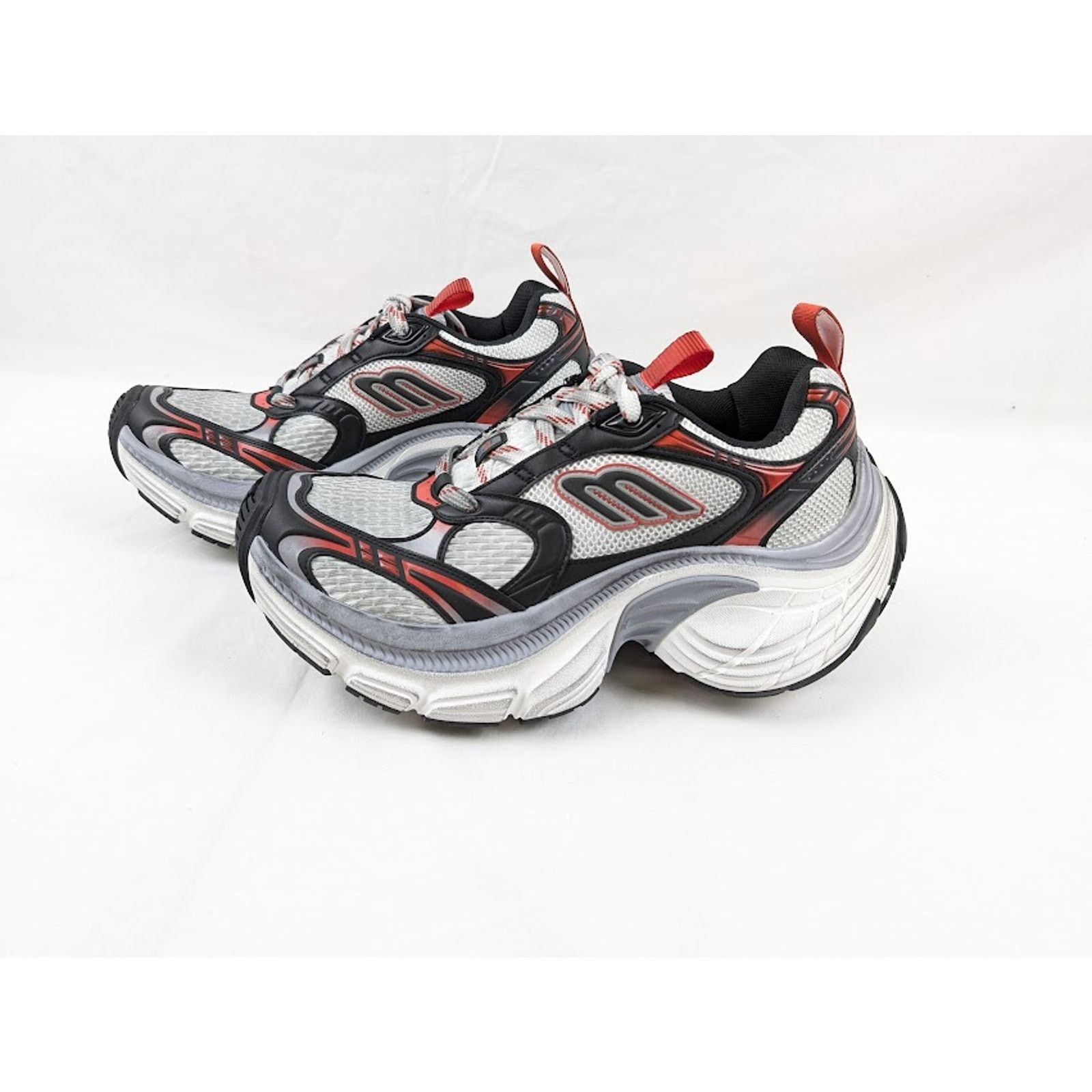 Balenciaga o1rshd1 10XL Sneakers Mesh in Grey/White/Red Size US 9 / EU 42 - 12 Thumbnail