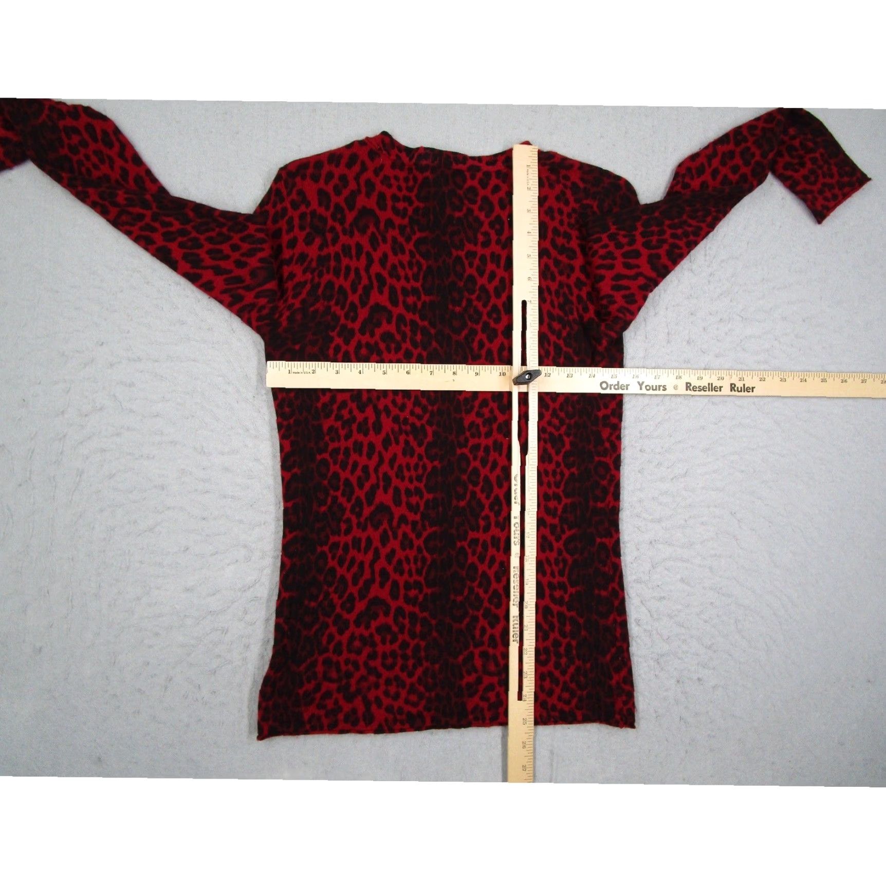 Neiman Marcus VINTAGE Neiman Marcus Sweater Womens Red Black Leopard Animal Print Crew Neck XS Slim Suede? Size XS / US 0-2 / IT 36-38 - 5 Thumbnail