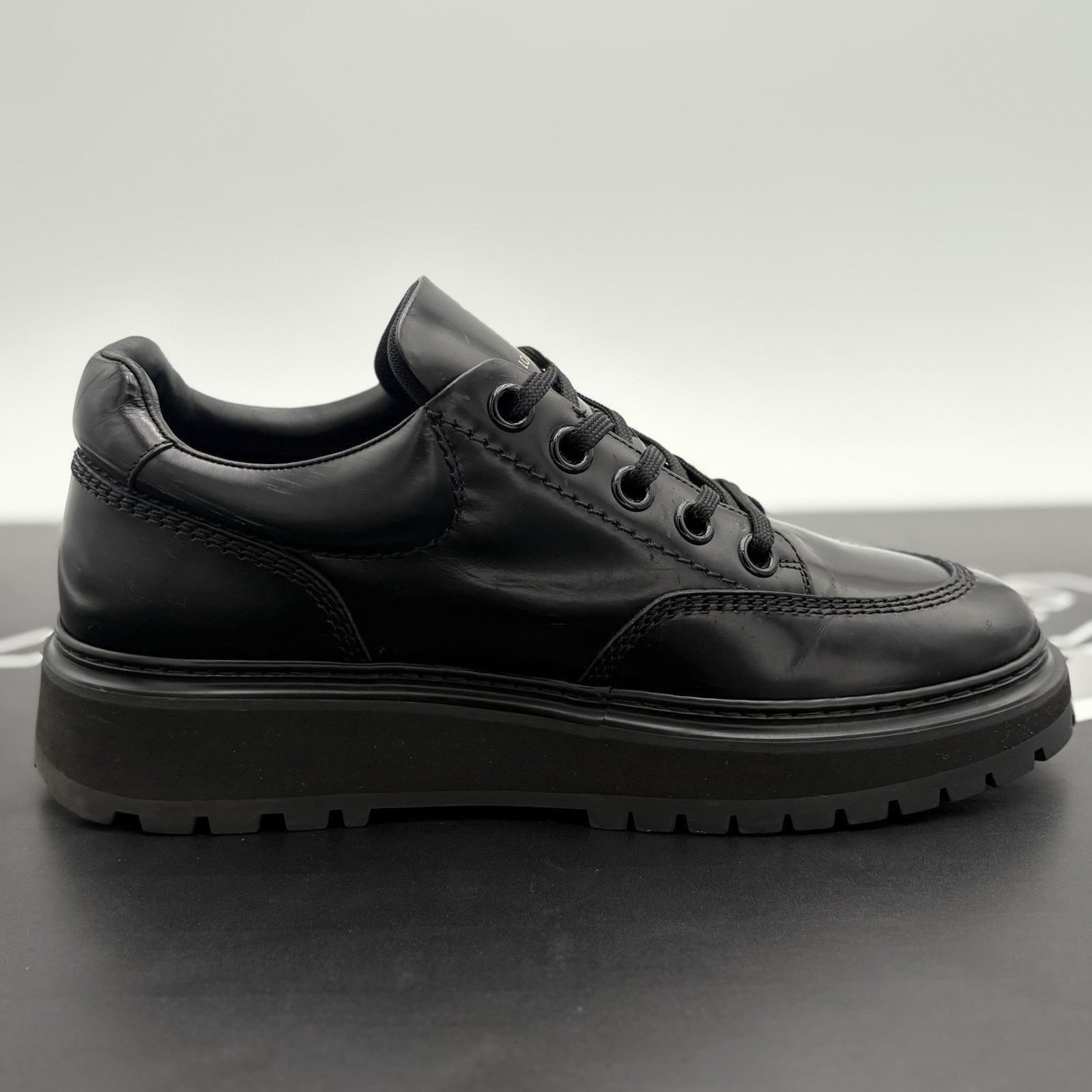 Louis Vuitton Louis Vuitton Leather Derby Sneaker ' Black ' | SUPER CLEAN! Size US 8 / EU 41 - 10 Thumbnail