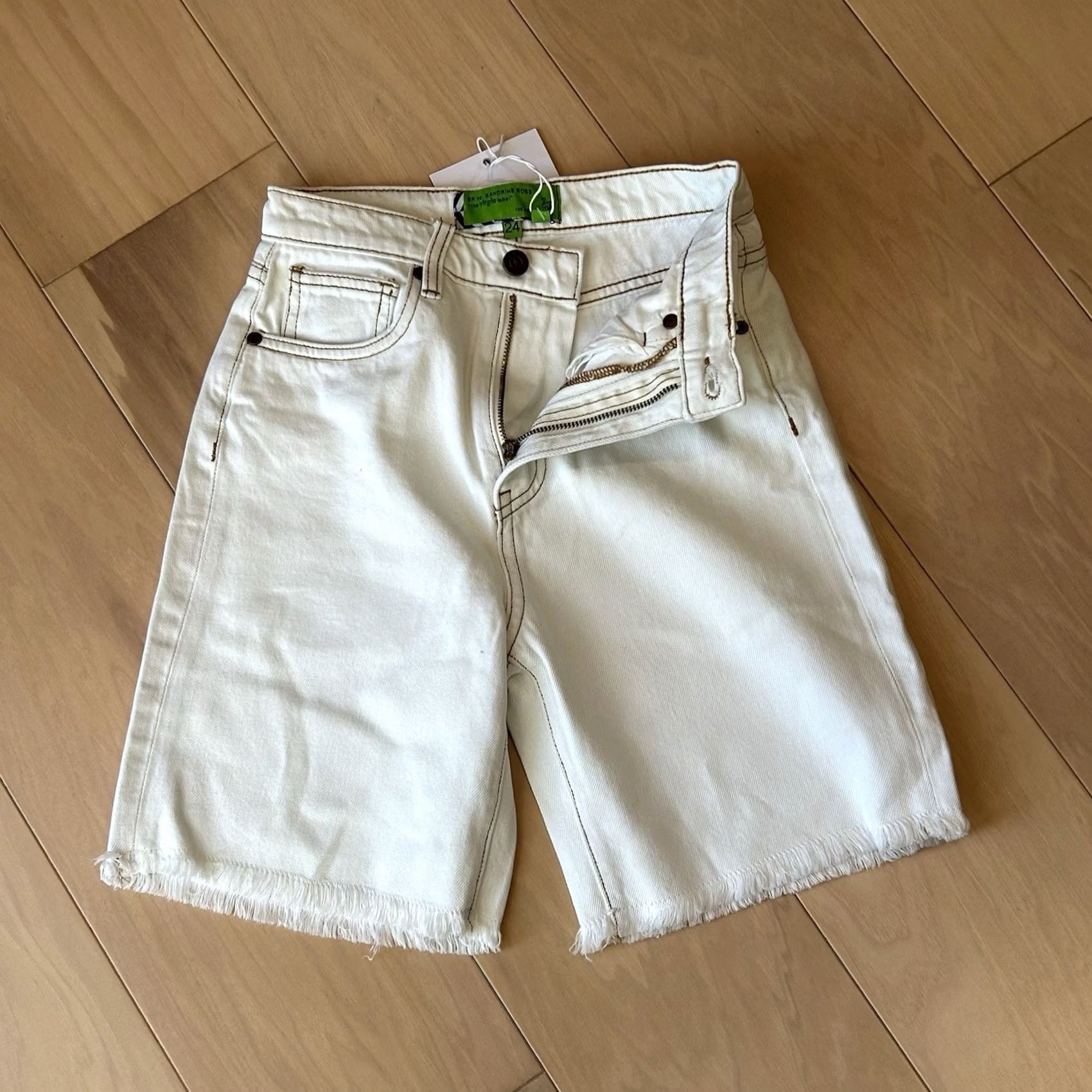 Free People VINTAGE SR vs Sandrine Rose The Virgin Label White Denim Bermuda Shorts Women’s 24 Size 42" / US 20 - 3 Thumbnail