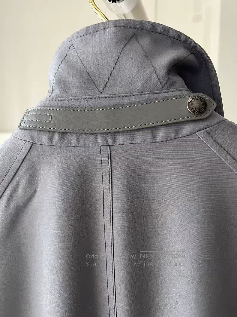 Tom Ford Tom Ford Classic Men's Short Jacket, 100% Mulberry Silk Fa Size US M / EU 48-50 / 2 - 5 Thumbnail