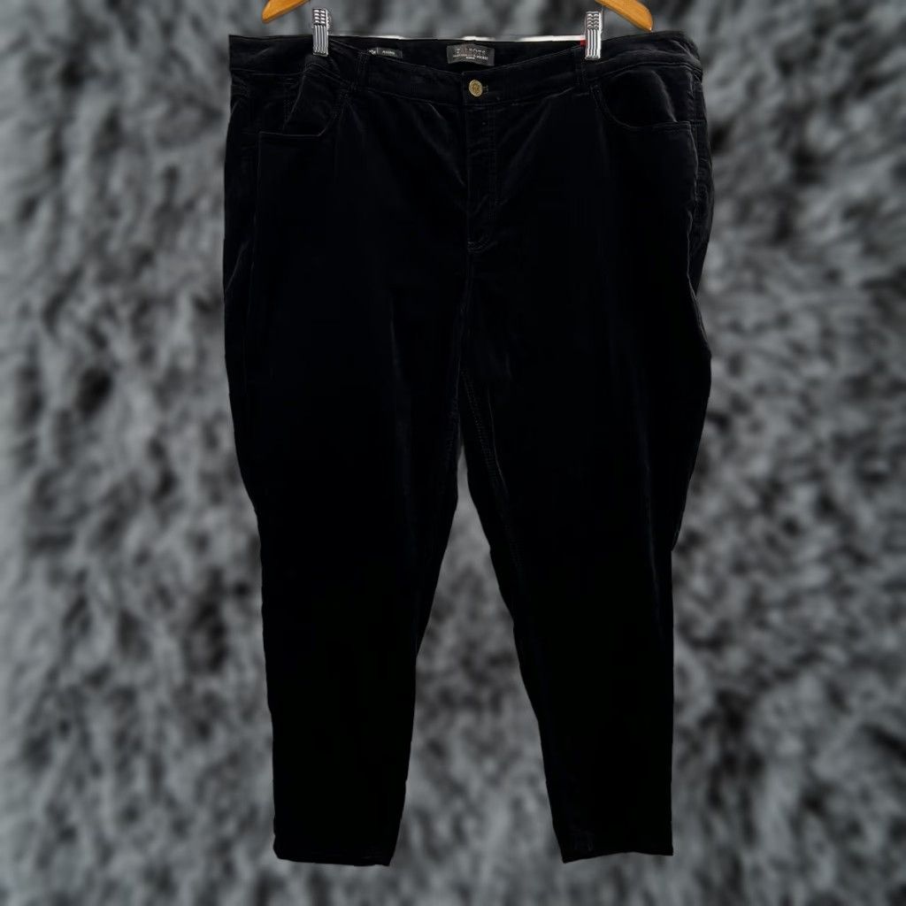Talbots VINTAGE? No. Talbots Flawless Velveteen Jegging Pants 5 Pocket Skinny Black 22W Plus Women’s Pants Size 40" / US 18 - 1 Thumbnail