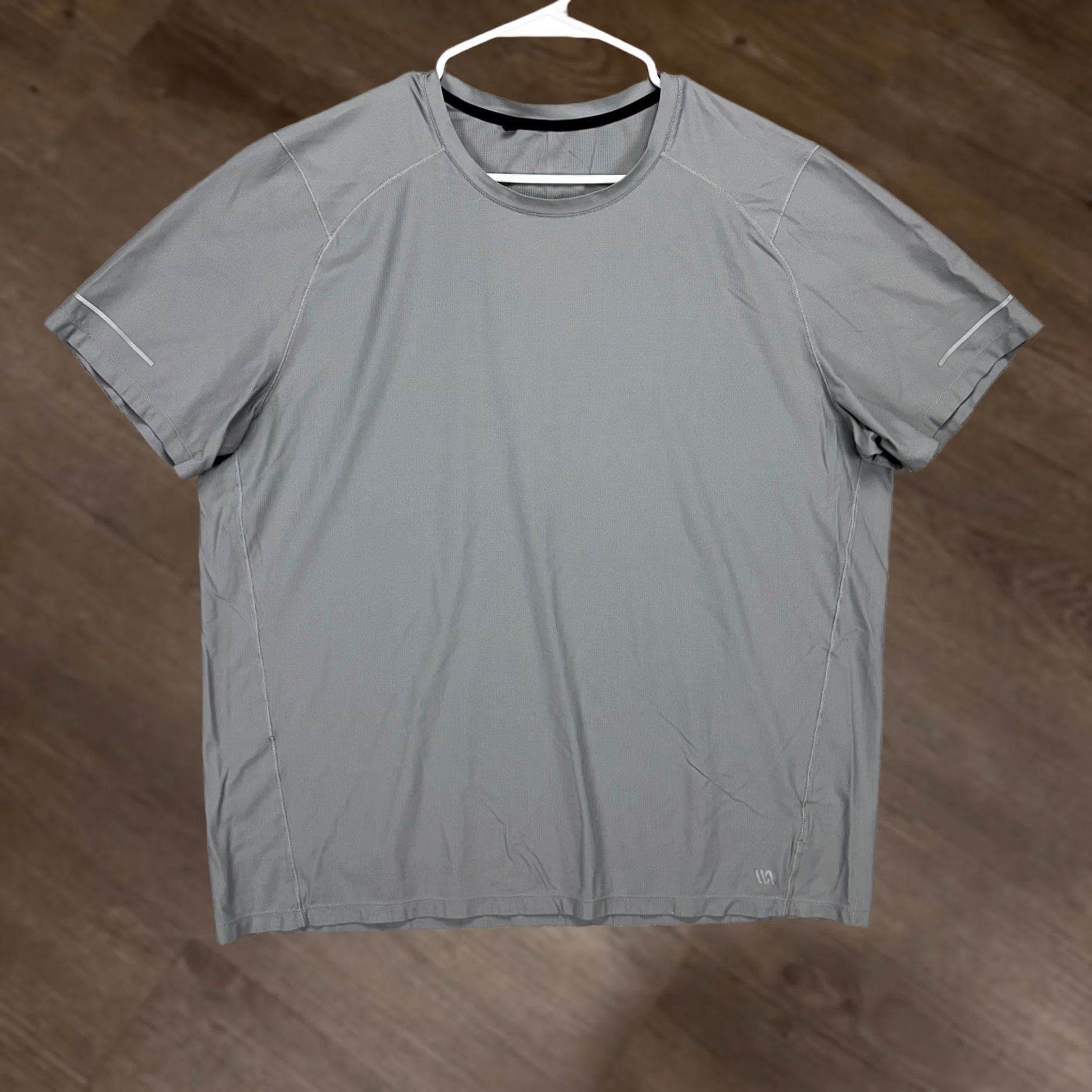 Vintage VRST Mens T-Shirt Athletic Short Sleeve XL Grey Spandex Polyamide Breathable Crew Neck Size US XL / EU 56 / 4 - 1 Thumbnail