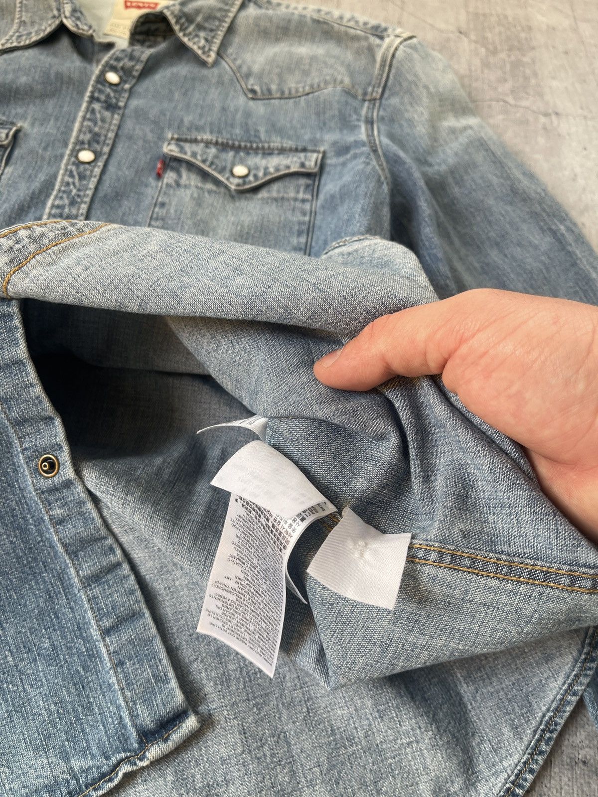 Levi's Levis shirt overshot denim size Large Size US L / EU 52-54 / 3 - 5 Thumbnail