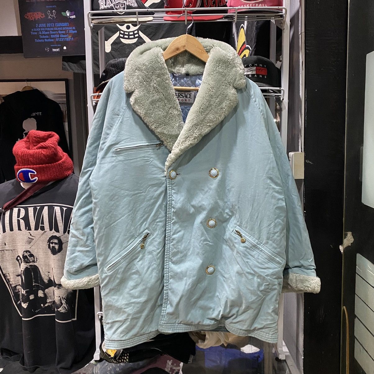 Versace × Versace Jeans Couture × Vintage VINTAGE‼️Versace Sports Fur Coats Size US L / EU 52-54 / 3 - 1 Thumbnail