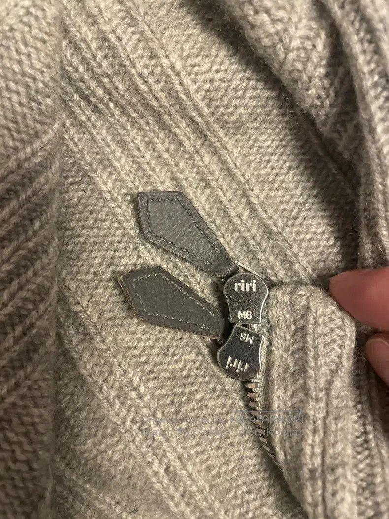 Hermes Hermes Knitted cashmere sweater/cardigan with zipper Size US L / EU 52-54 / 3 - 5 Thumbnail
