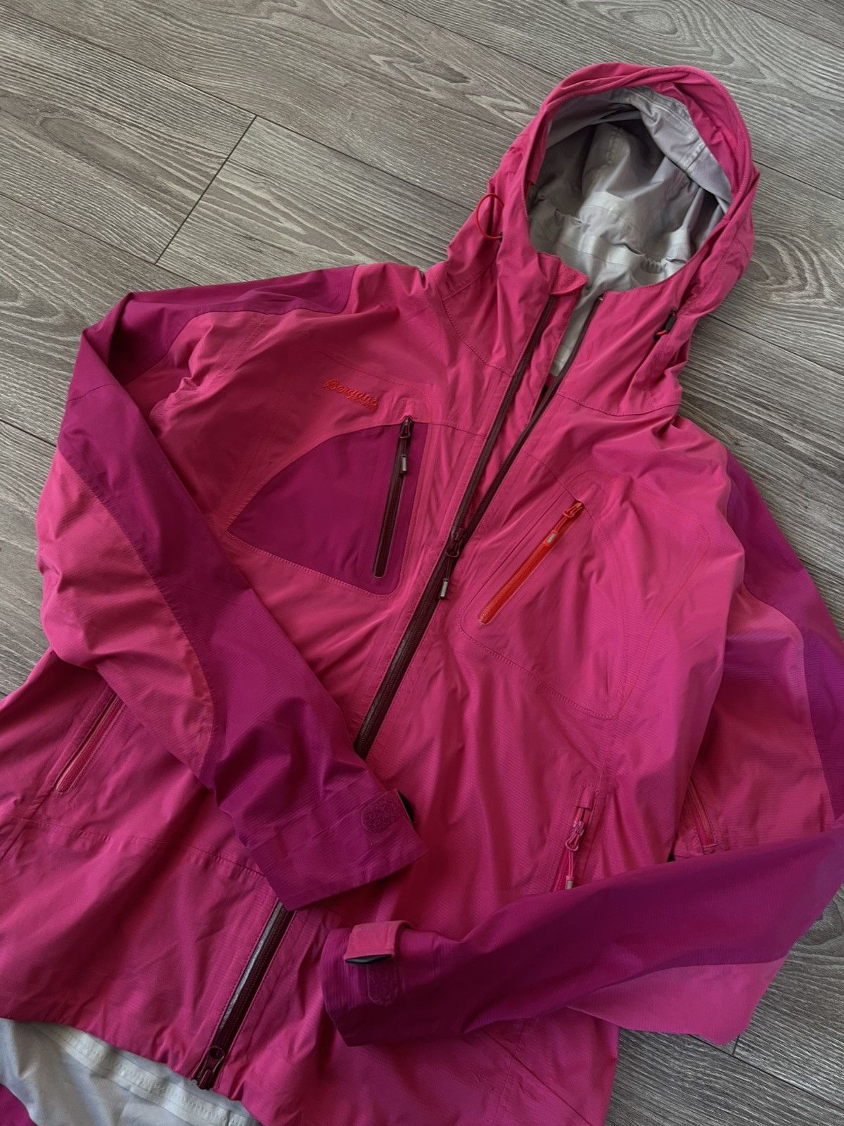 Bergans of Norway ‼️Bergans Of Norway Cecilie Jacket ARC Type Waterproof Jacket Size L / US 10 / IT 46 - 8 Thumbnail