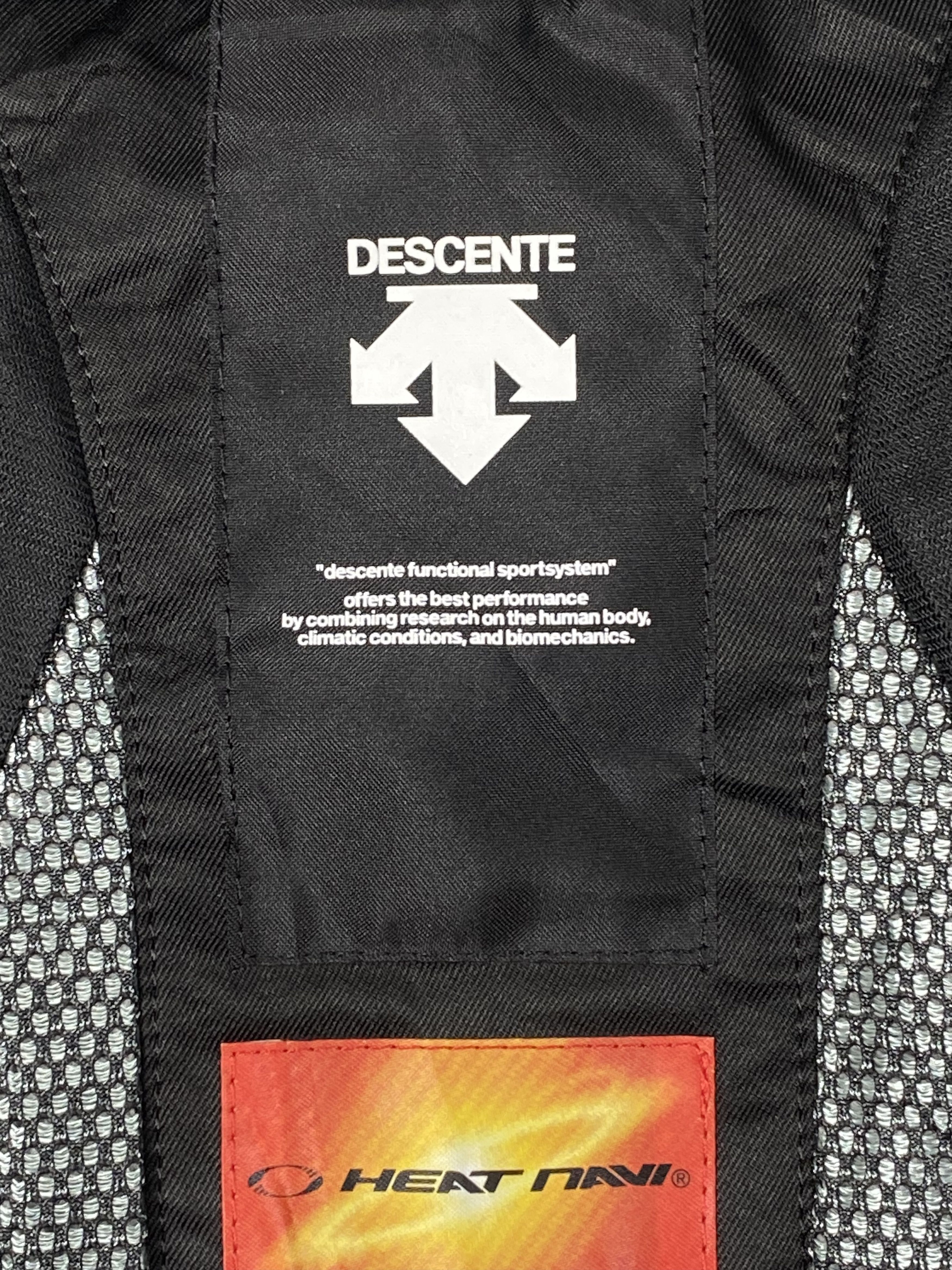 Descente Vintage Descente Ski Zip Up Hoodie Jacket Size US S / EU 44-46 / 1 - 9 Thumbnail