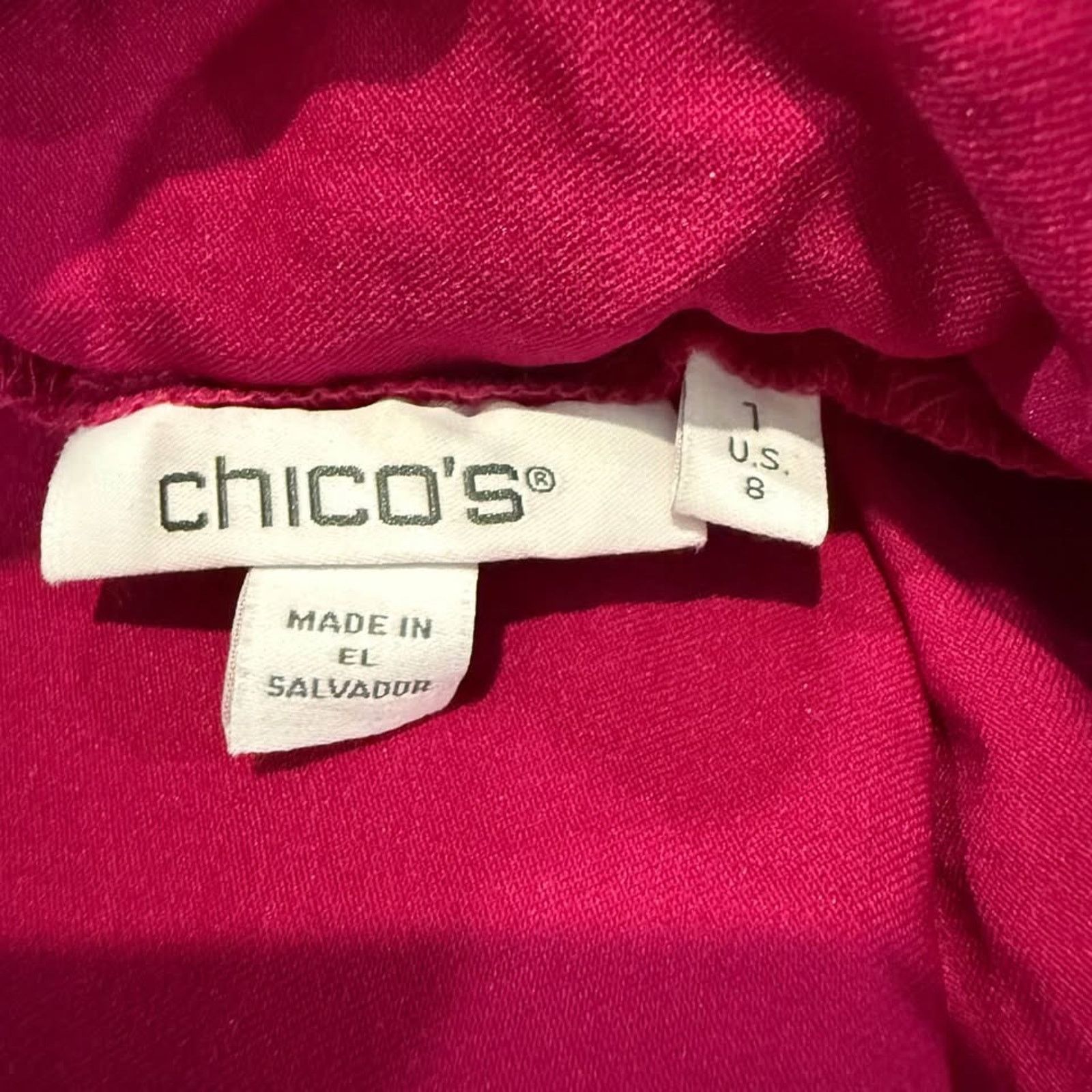 Chicos Chicos SoSlimming Brigitte PullOn Rivet Slim Capris Womens 8 Size 30" / US 8 / IT 44 - 5 Thumbnail