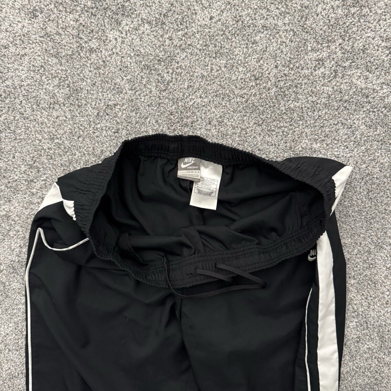 Nike Nike Track Pants Womens Large Y2K Fit Dry Athleisure Size 32" / US 10 / IT 46 - 11 Thumbnail