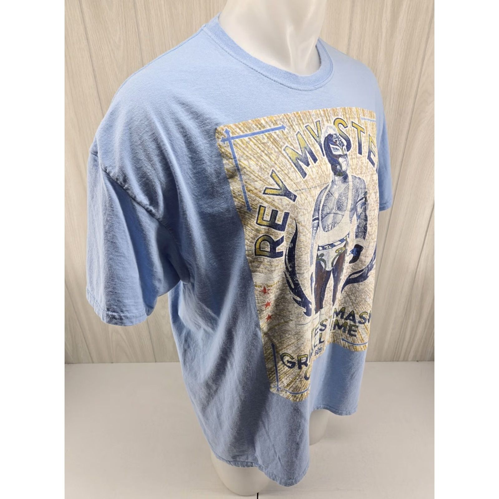 Vintage WWE Mens T-Shirt 2XL REY MYSTERIO 619 Greatest Mask Of All Time Blue Short Sleeve Crew Neck Regular Fit Size US XXL / EU 58 / 5 - 7 Thumbnail