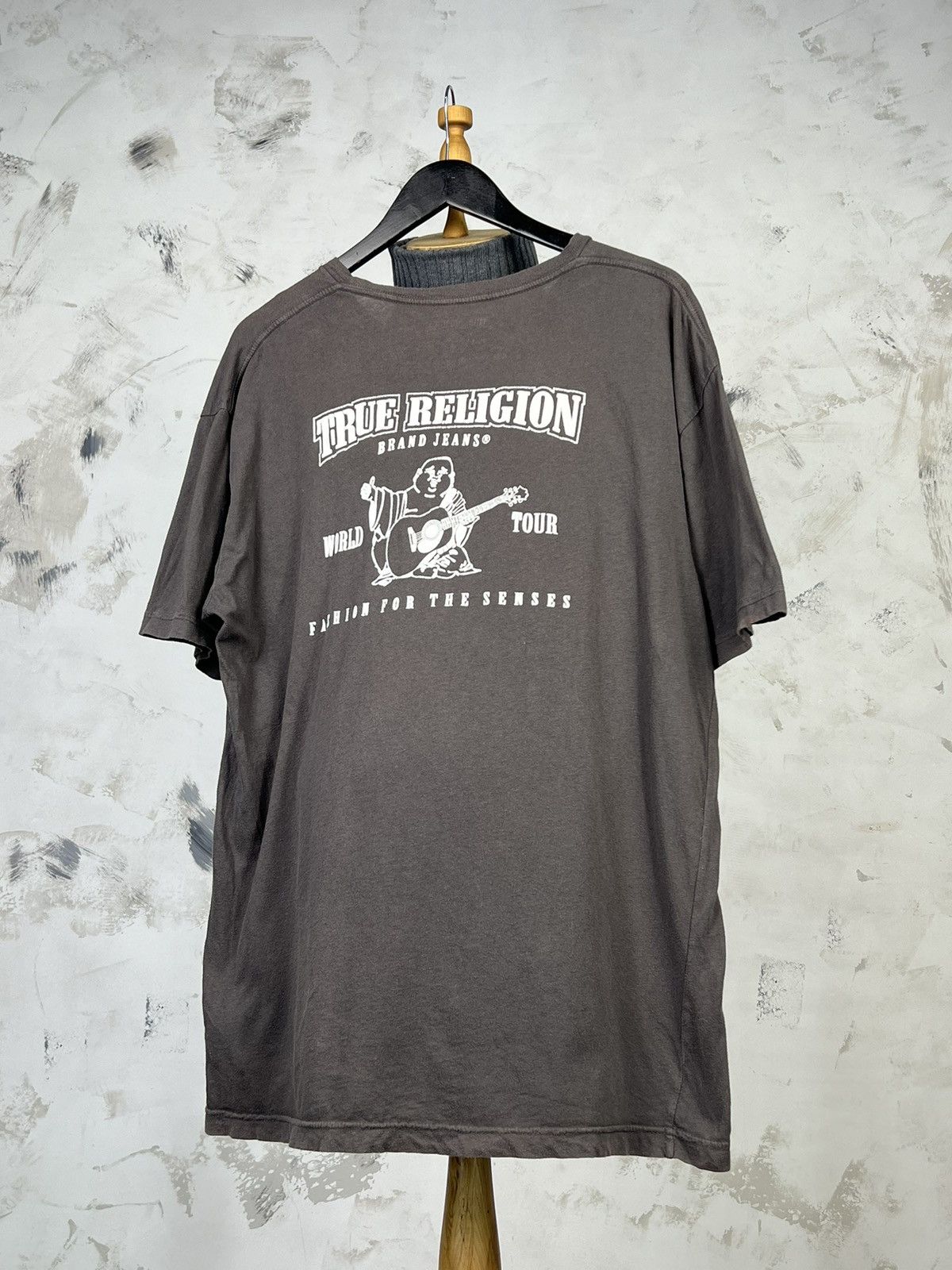 True Religion Vintage True Religion Graphic T-Shirt Size L - XL Size US XL / EU 56 / 4 - 1 Thumbnail