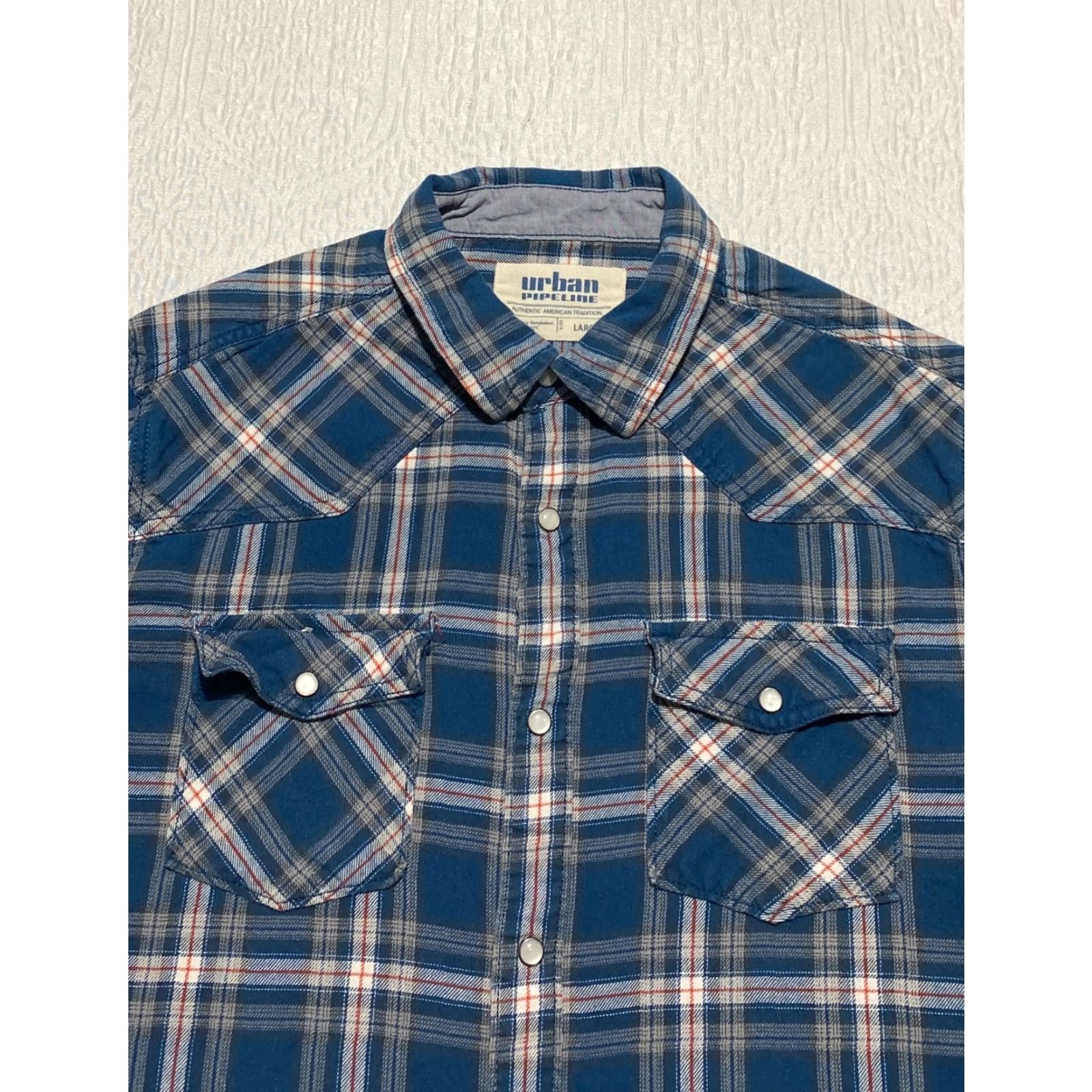 Vintage Urban Pipeline Shirt Mens Large Plaid Pearl Snap Casual Western Cowboy Roll Tab Blue Cotton Button-Up Pocketed American Western Cowboy Theme Mens Size US L / EU 52-54 / 3 - 4 Thumbnail