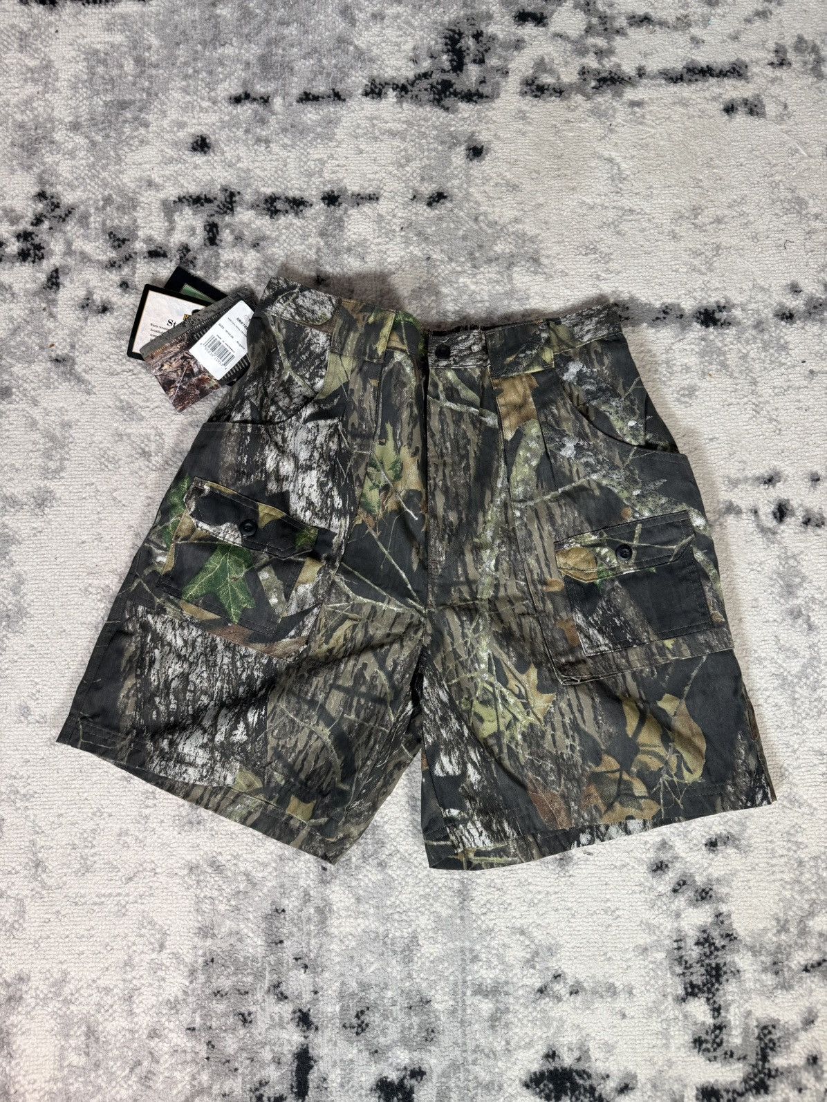 Redhead Y2K BNWT Red Head Camo Forest Print Cargo Shorts Size US 34 / EU 50 - 1 Thumbnail