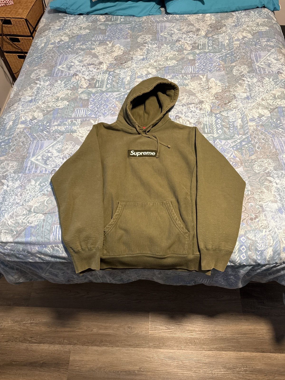 Supreme Supreme FW11 Olive Green Box Logo Hoodie Size US L / EU 52-54 / 3 - 10 Thumbnail