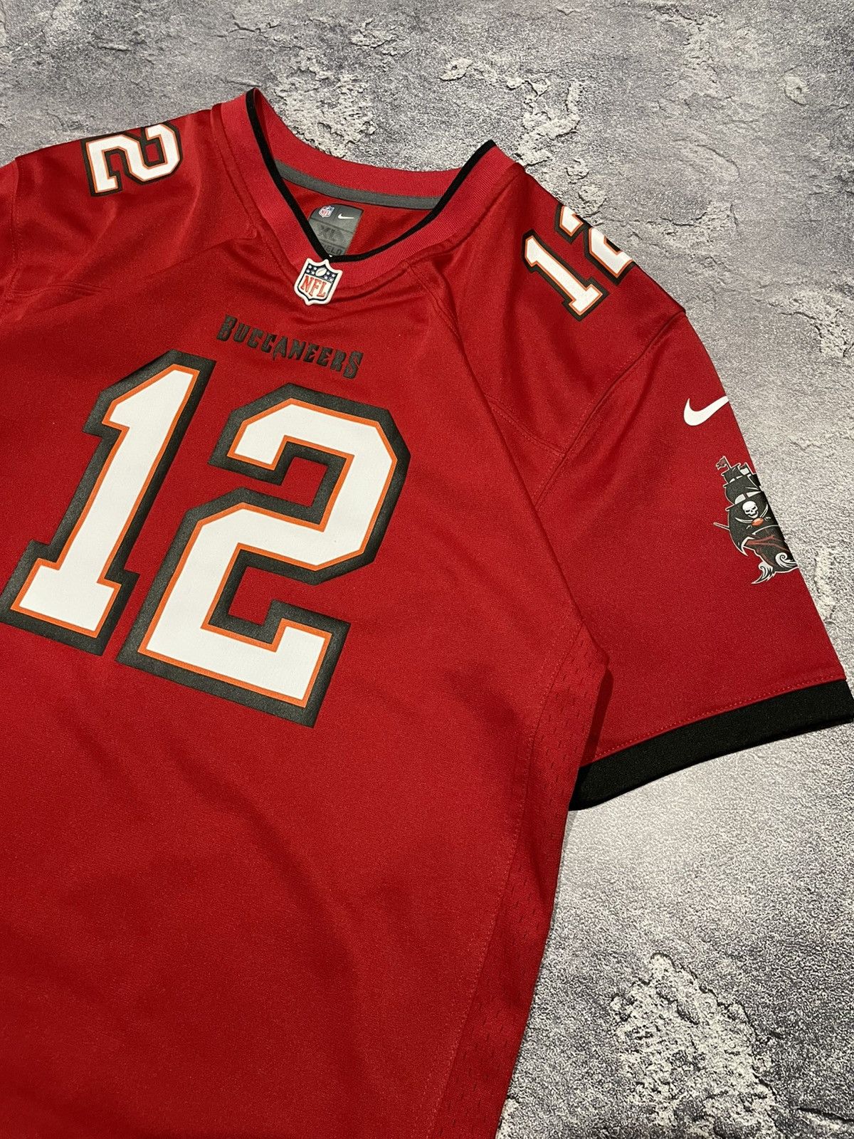 NFL Vintage Nike Tampa Bay Buccaneers #12 Tom Brady NFL Jersey Size US XL / EU 56 / 4 - 5 Thumbnail