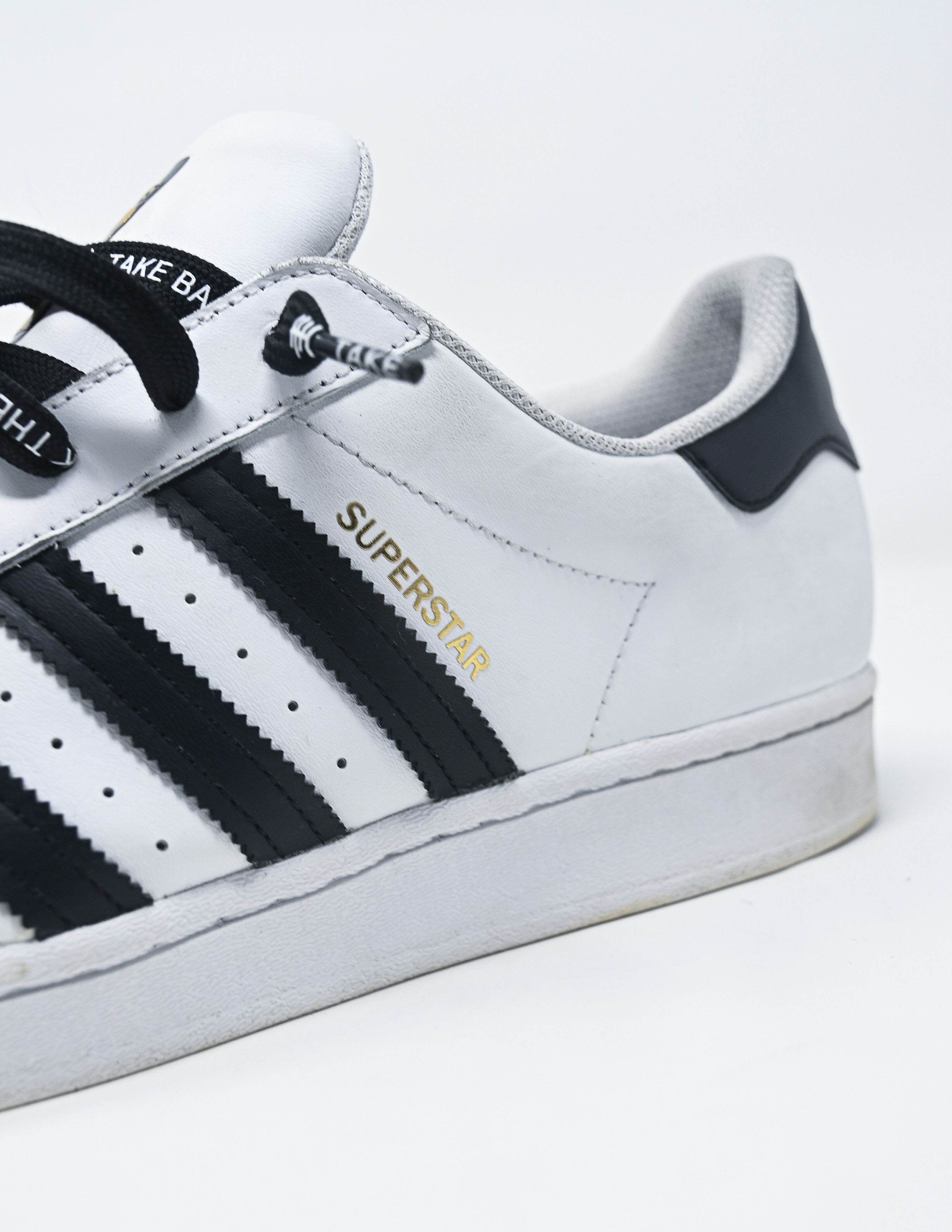 Adidas Adidas Streetwear Collab Hood Holidays Superstar Sneaker Size US 10.5 / EU 43-44 - 5 Thumbnail